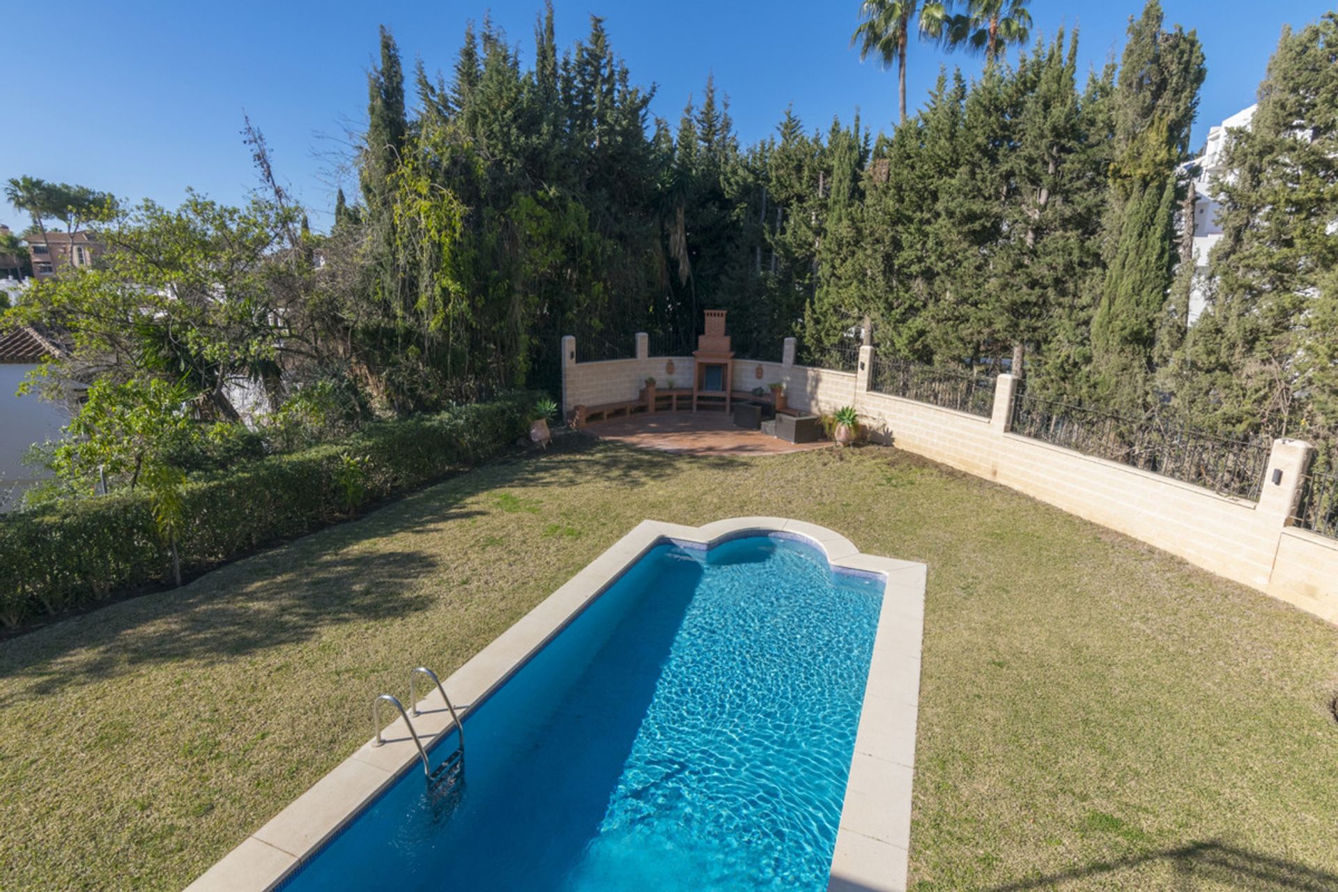 Rumah di Marbella, Andalucía 10862694