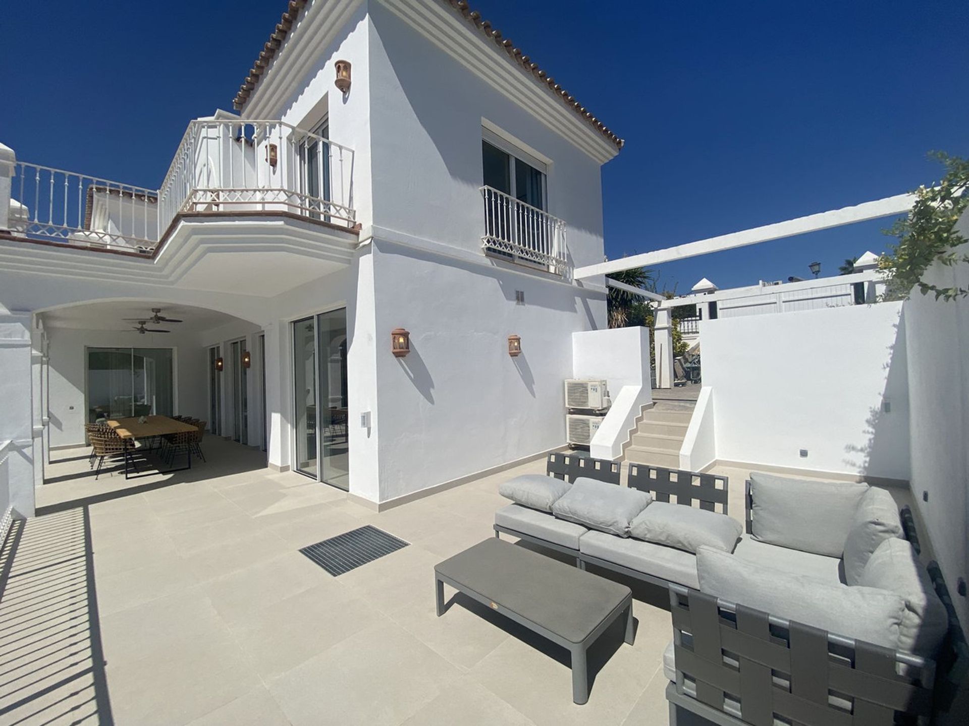 Haus im Marbella, Andalucía 10862770