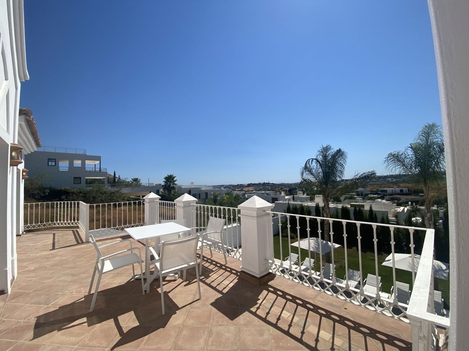 Haus im Marbella, Andalucía 10862770