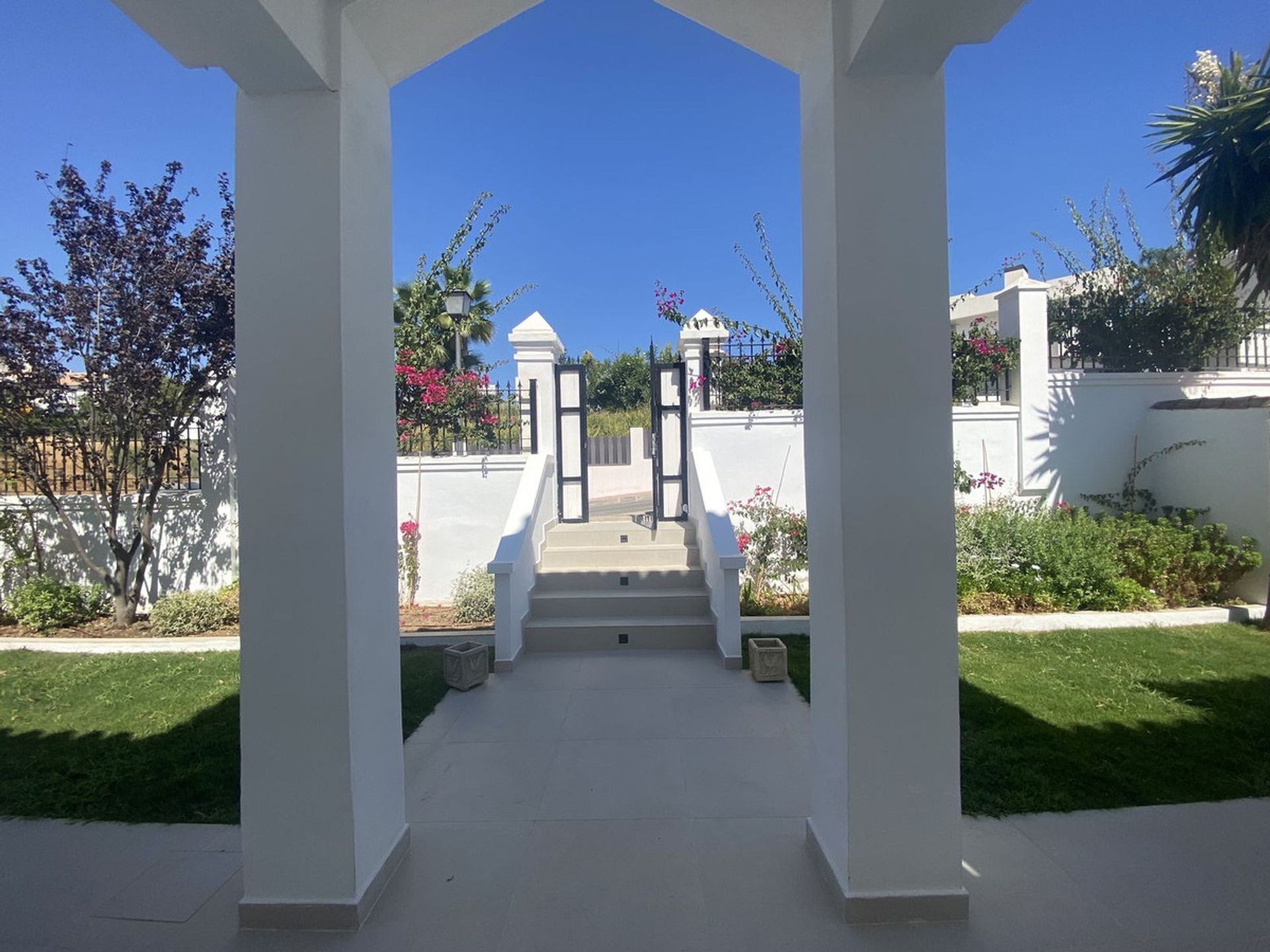 Haus im Marbella, Andalucía 10862770