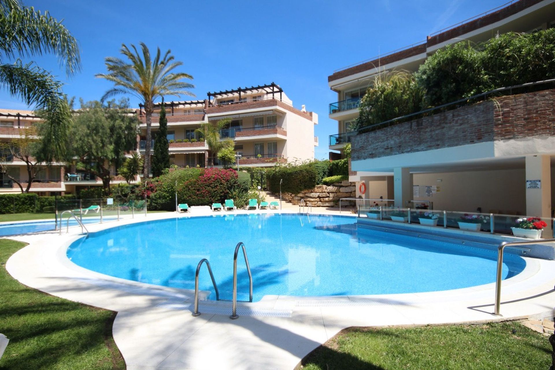 Condominium in Fuengirola, Andalusië 10862873