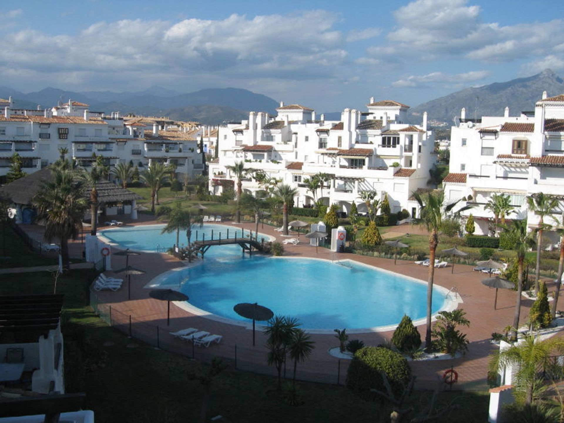 Condominio nel San Pedro de Alcantara, Andalusia 10862931