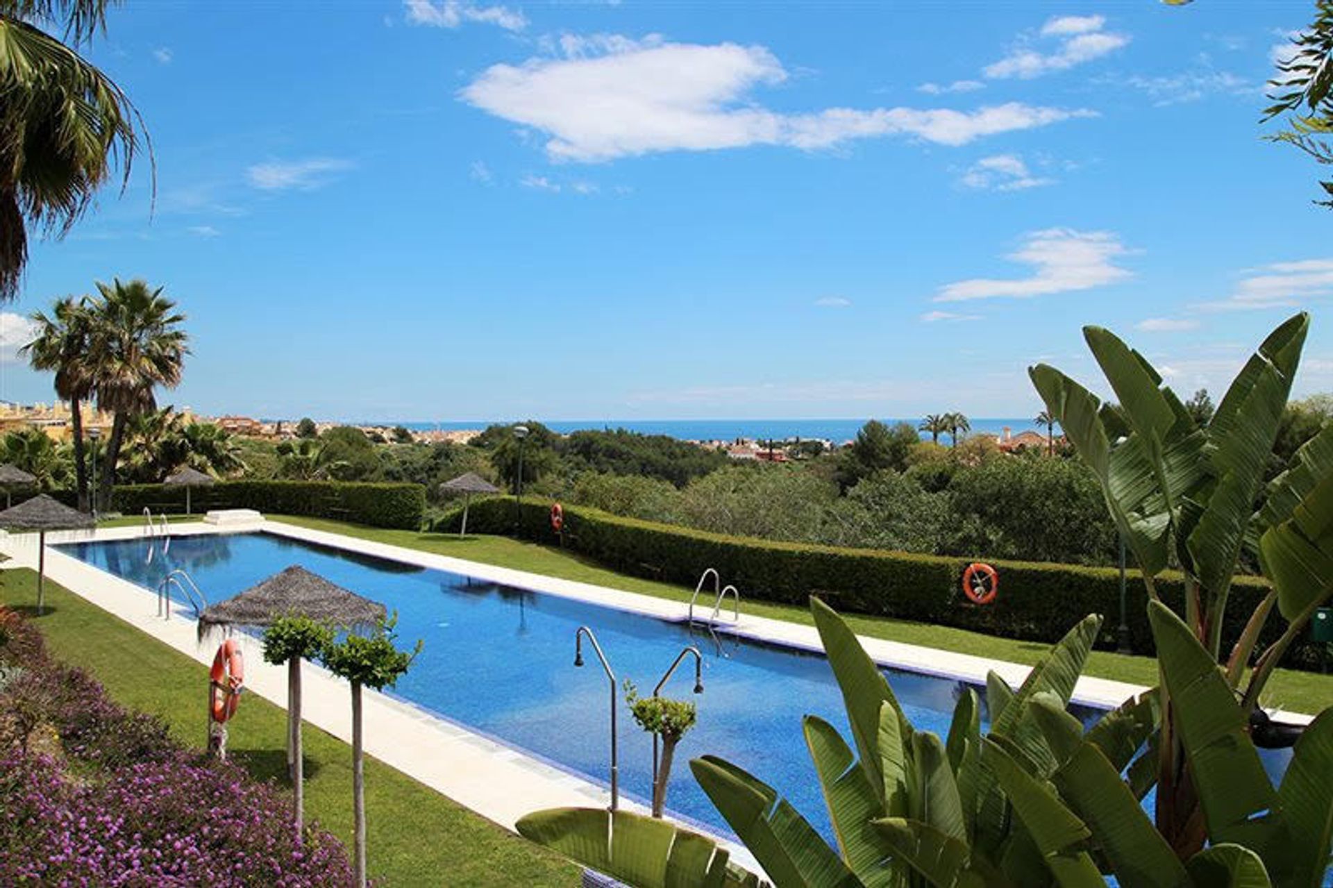 Condominium dans Marbella, Andalousie 10863064