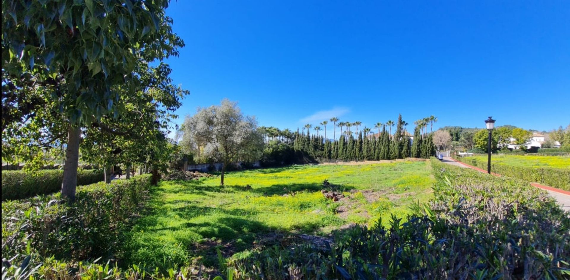 Tierra en Marbella, Andalucía 10863121