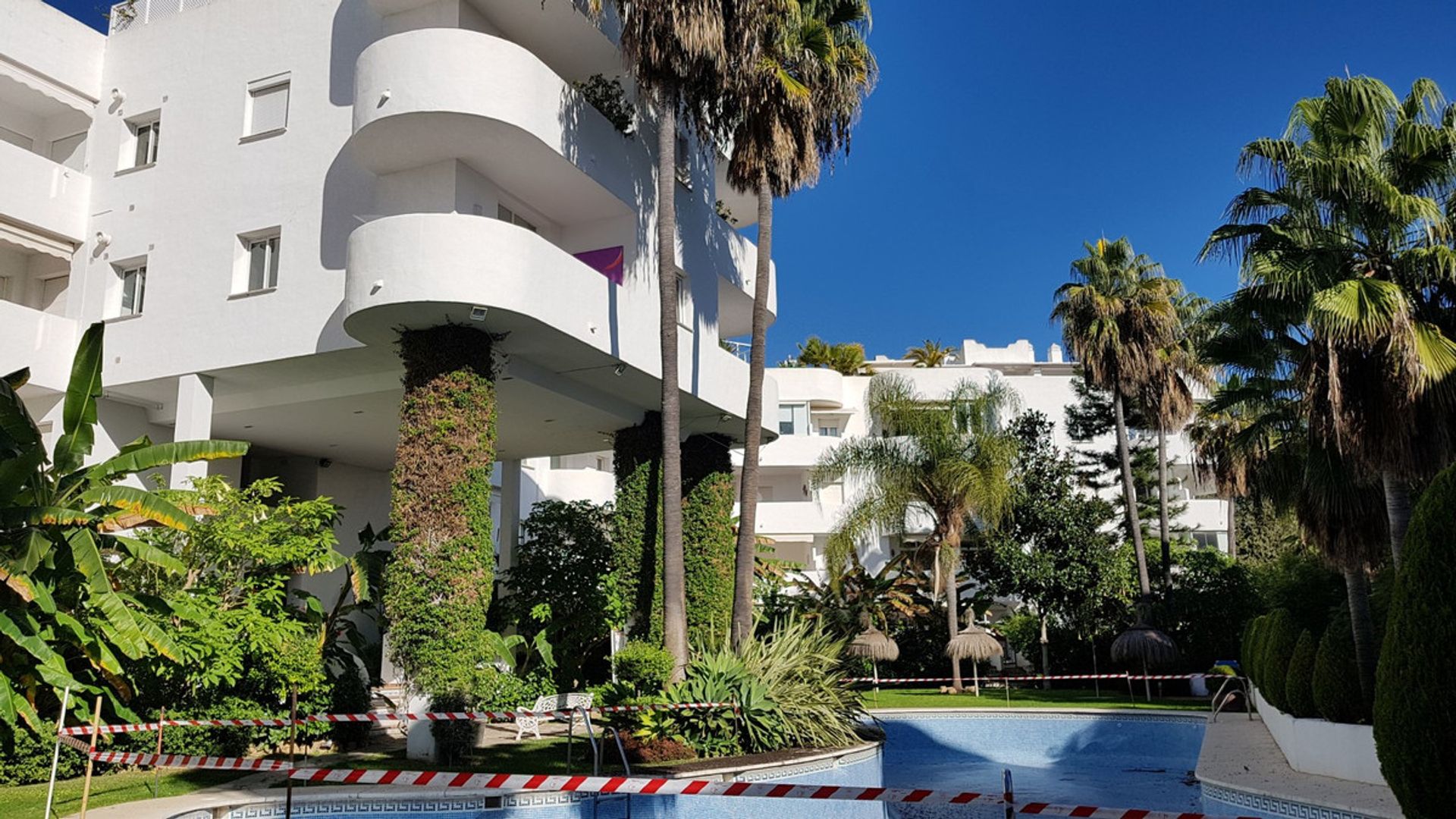 सम्मिलित में Marbella, Andalucía 10863162