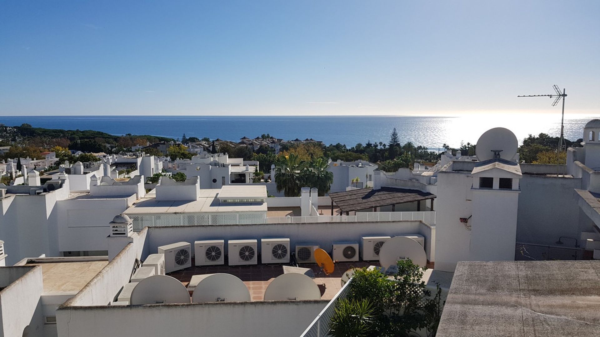 सम्मिलित में Marbella, Andalucía 10863162