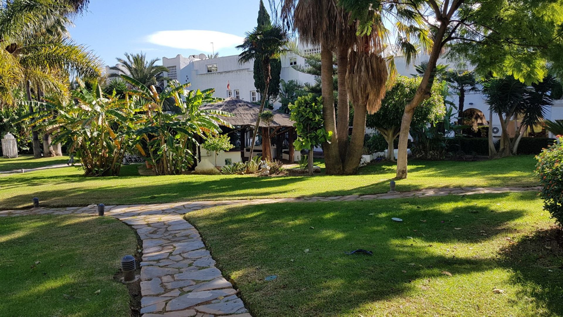 सम्मिलित में Marbella, Andalucía 10863162