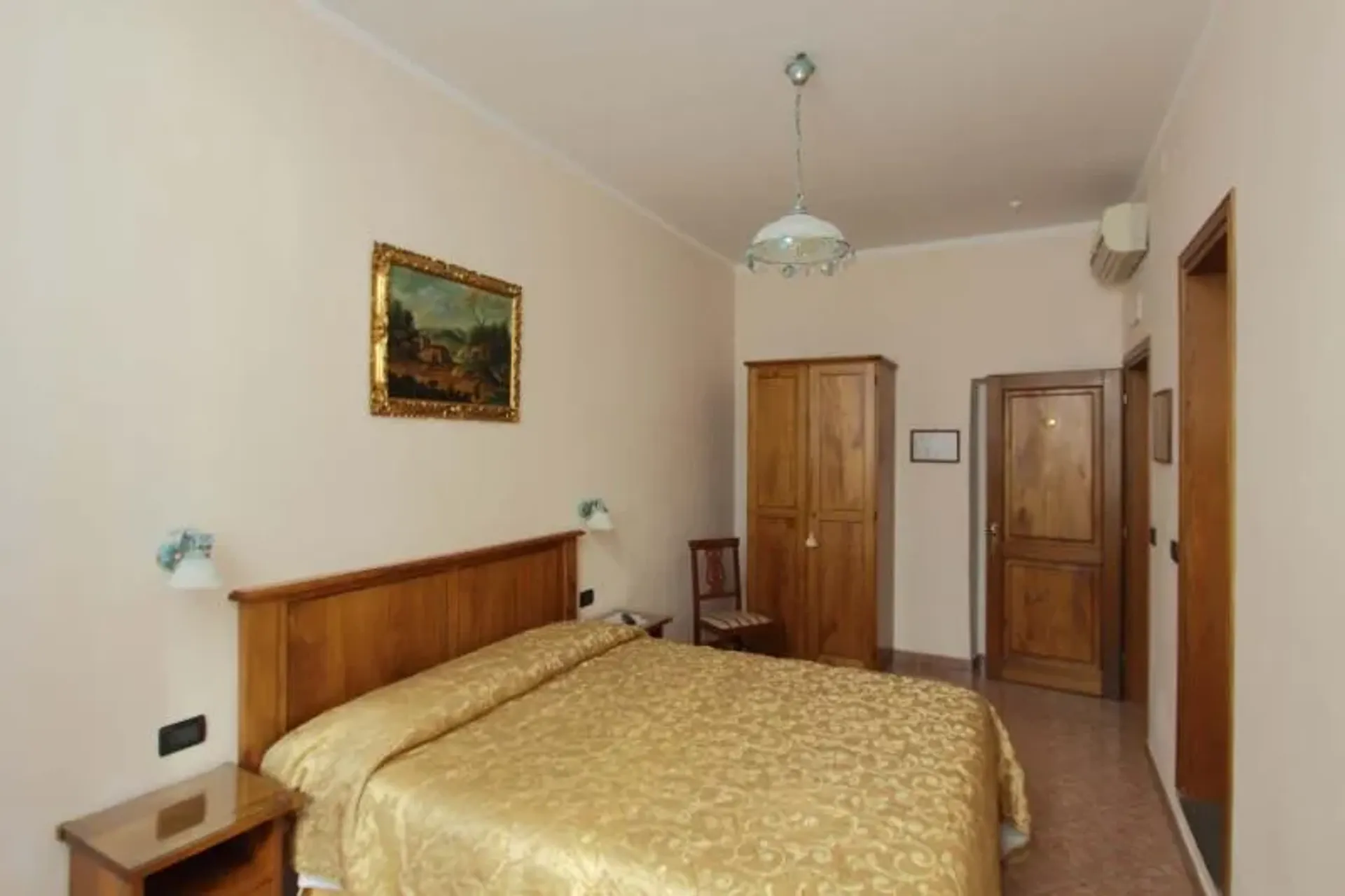 Multi Family in Firenze, Via della Scala 10863511