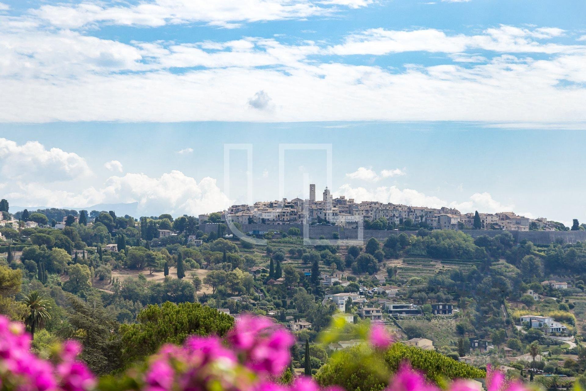 Huis in La Colle-sur-Loup, Provence-Alpes-Côte d'Azur 10864408