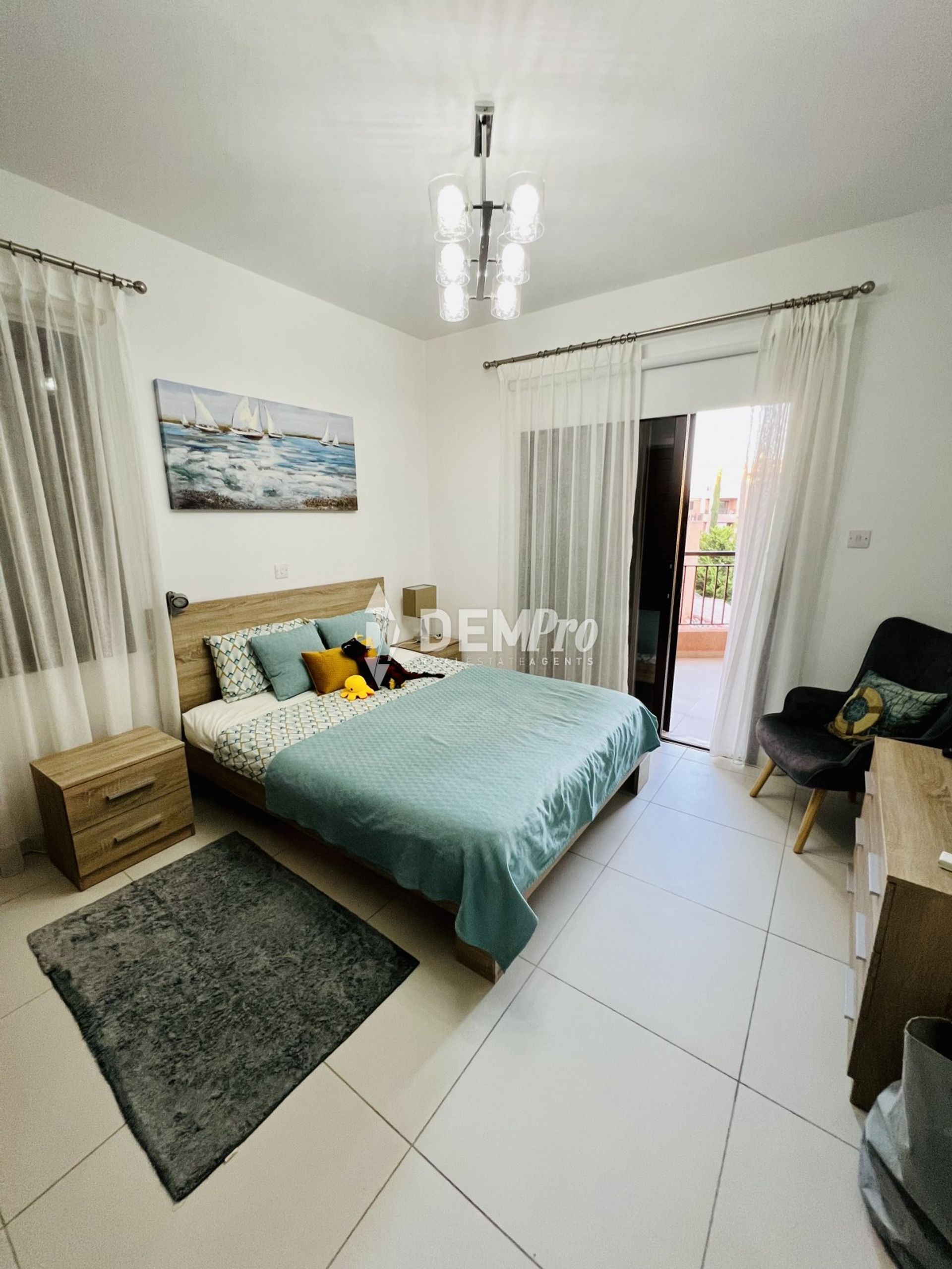 Osakehuoneisto sisään Paphos, Paphos 10864459