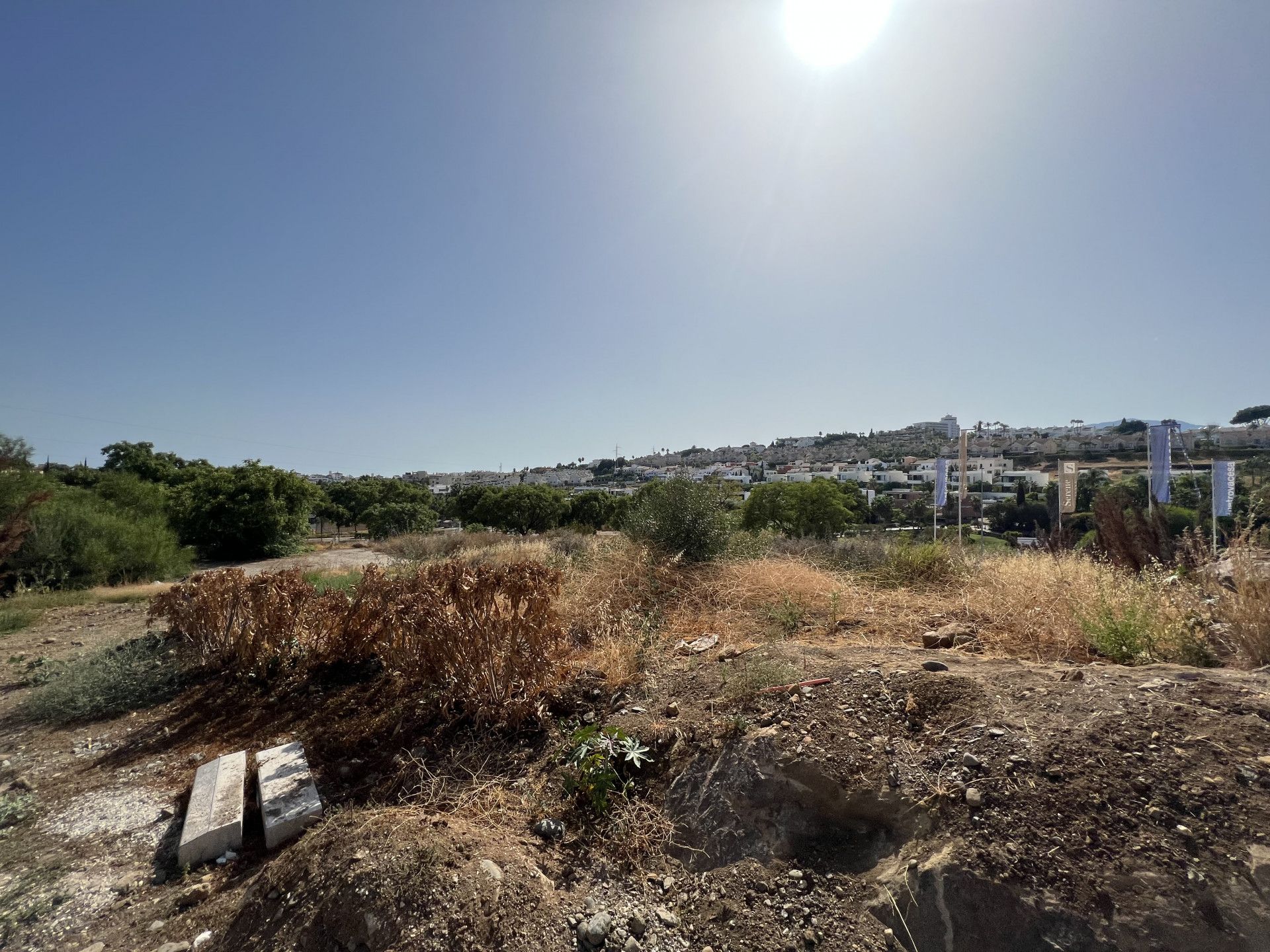 Land in Estepona, Andalucía 10865320