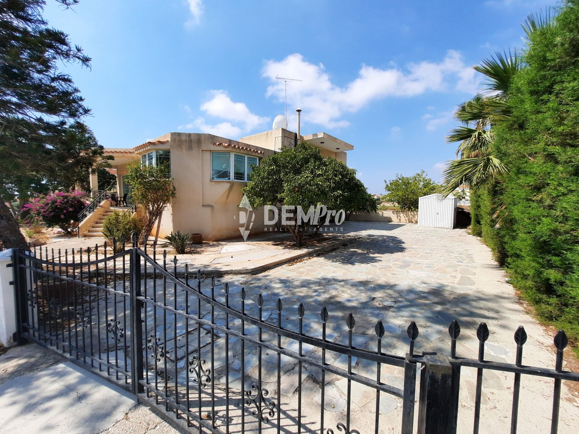 rumah dalam Yeroskipou, Paphos 10865493