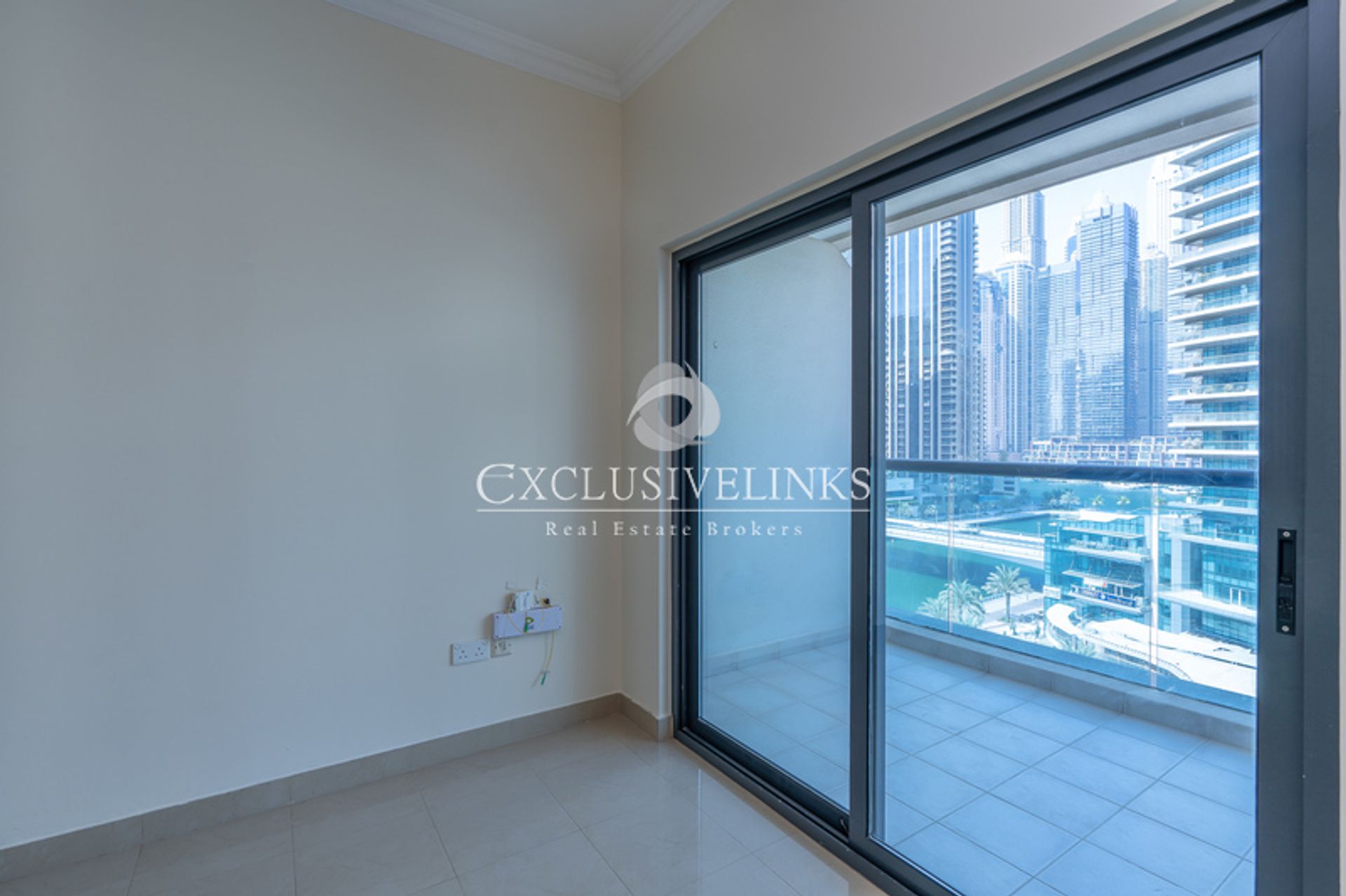 Condominio en Dubai, Dubai 10866132