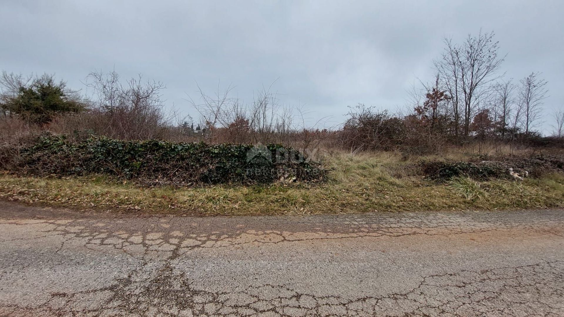 Tierra en Zminj, Istarska Županija 10866146