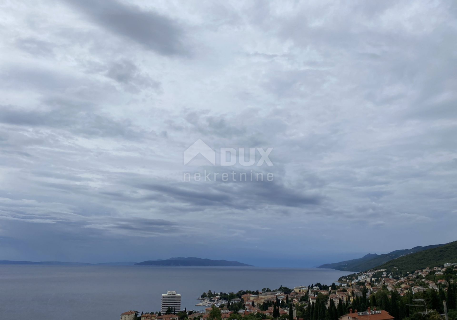 Condominio en Opatija, Primorsko-goranska županija 10866196