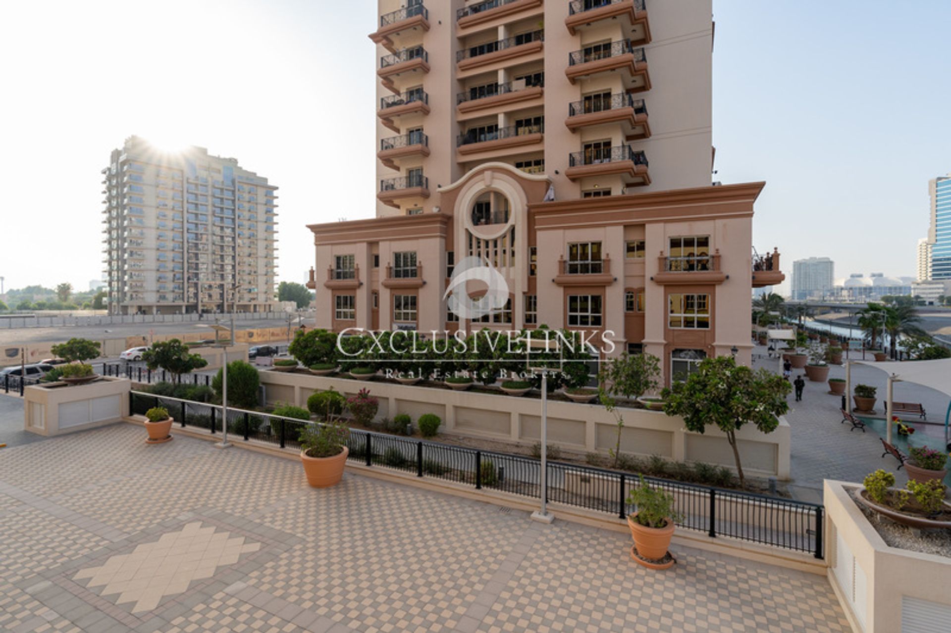 Condominium in Dubai, Dubai 10866205