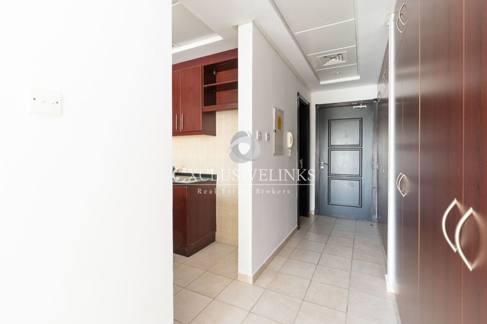 Condominium in Dubai, Dubai 10866264