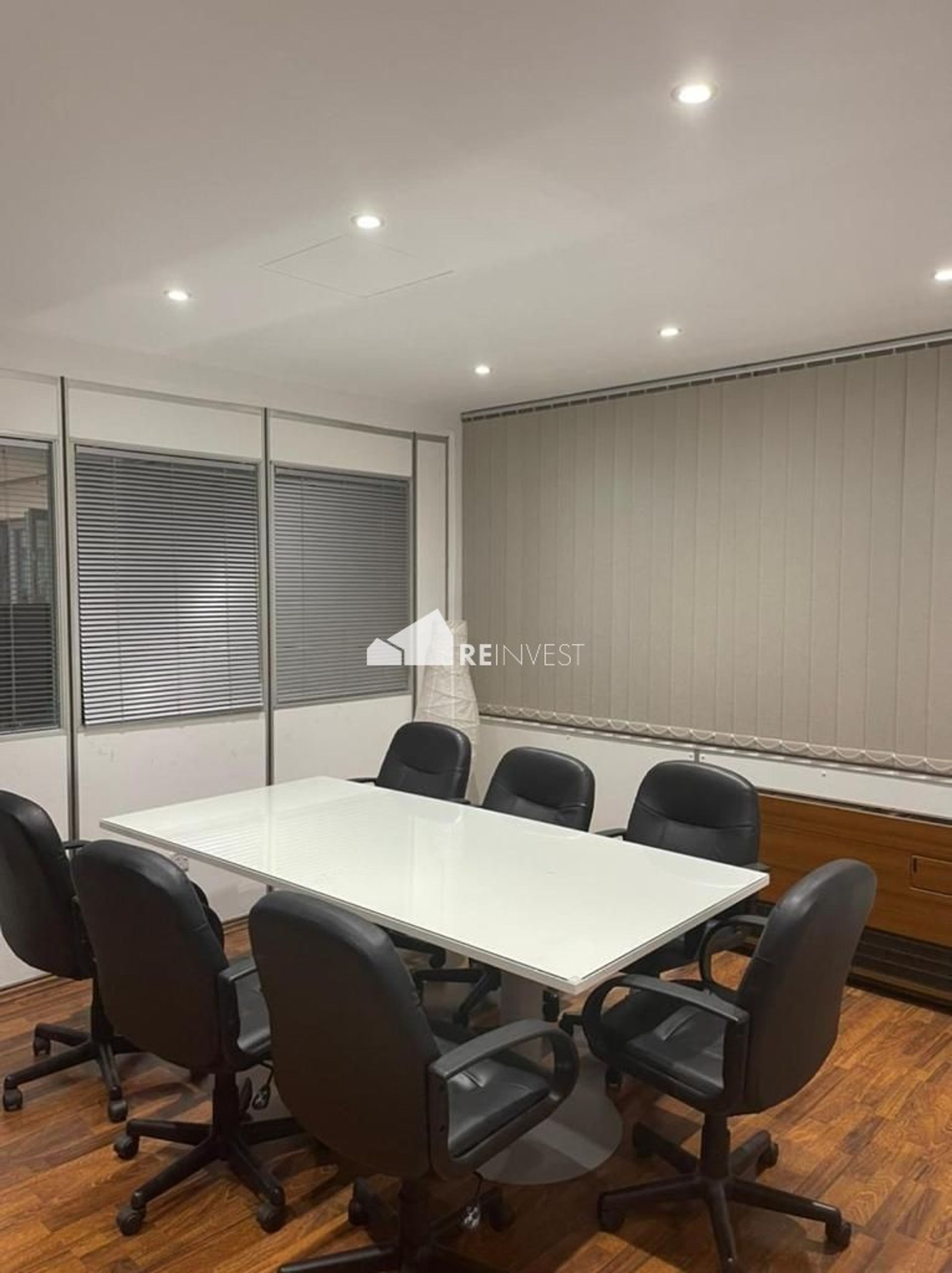 Kantor di Limassol, Limassol 10866441