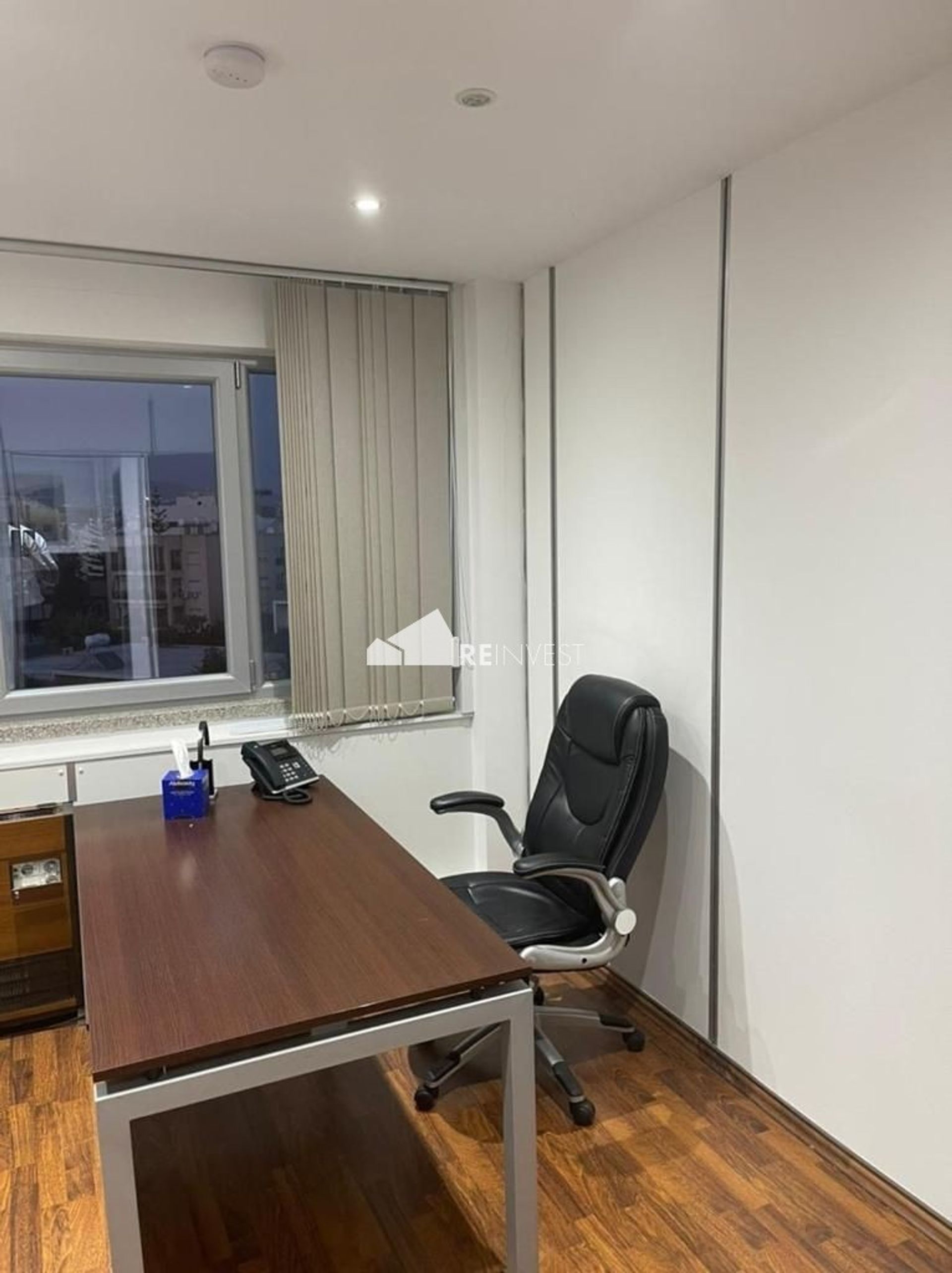 Kantor di Limassol, Limassol 10866441