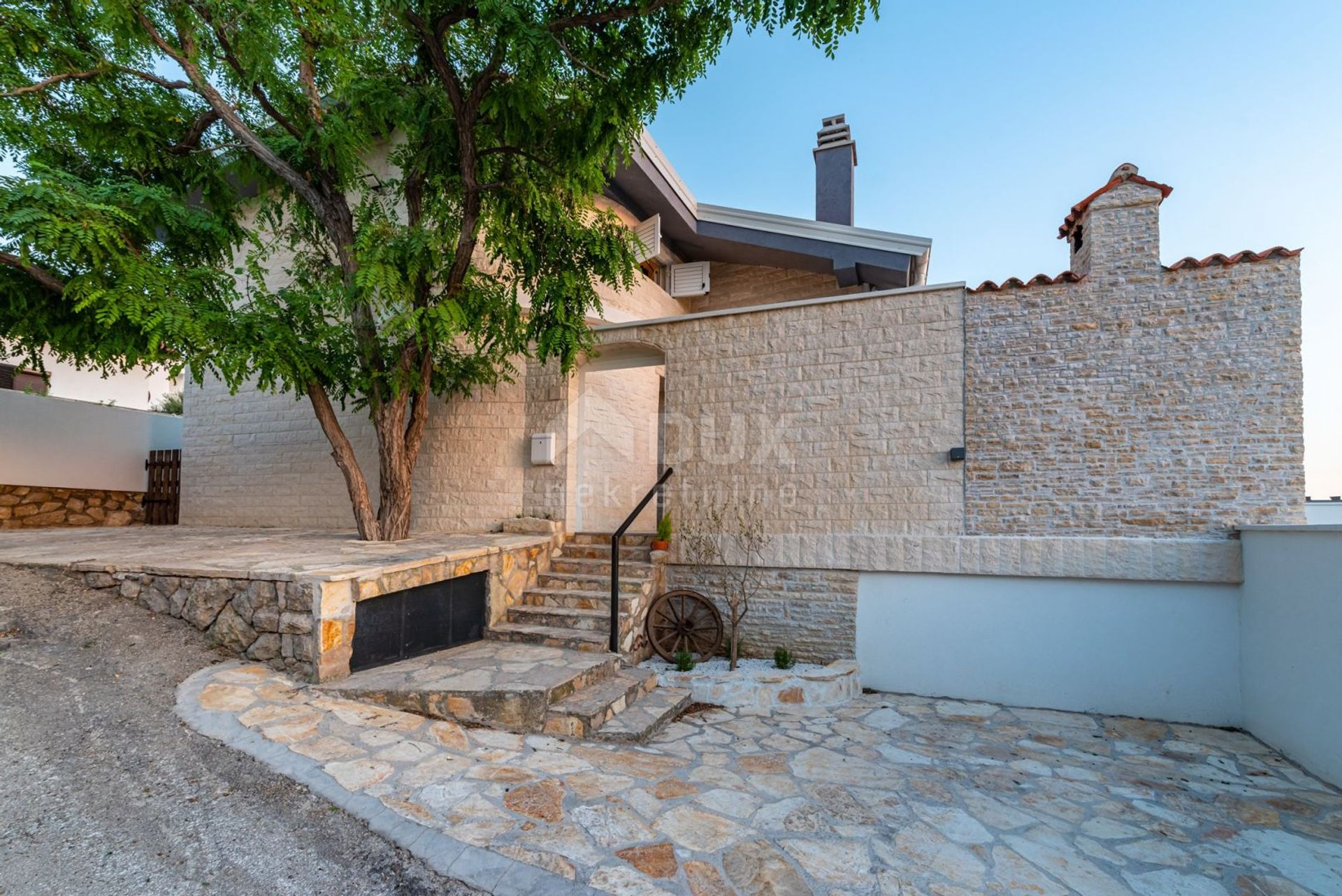 Hus i Novigrad, Zadar County 10867837