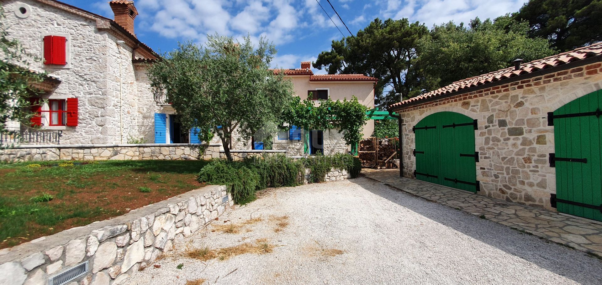 Hus i Kršan, Istria County 10867902