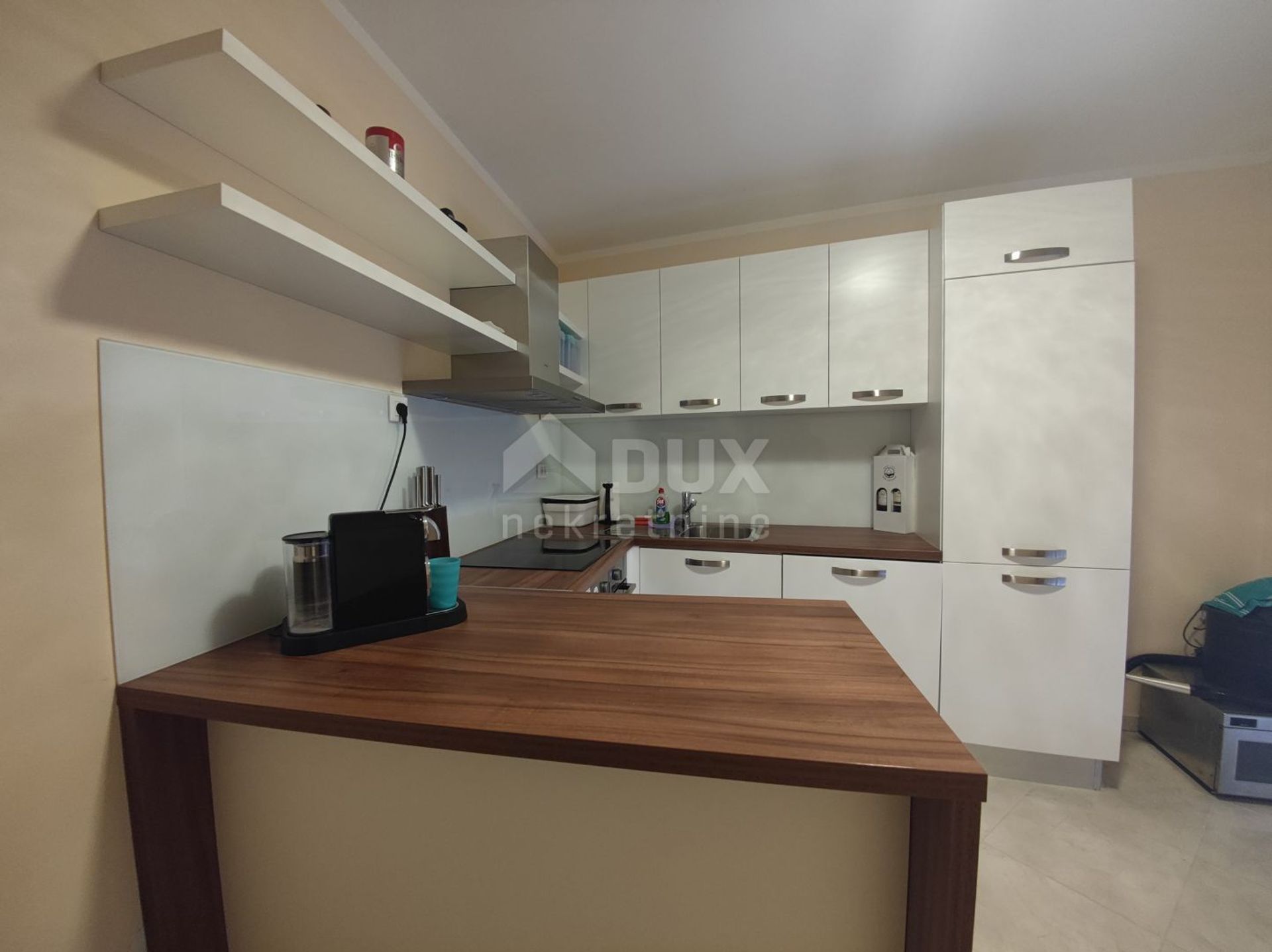 Condominio nel Crikvenica, Primorje-Gorski Kotar County 10868211