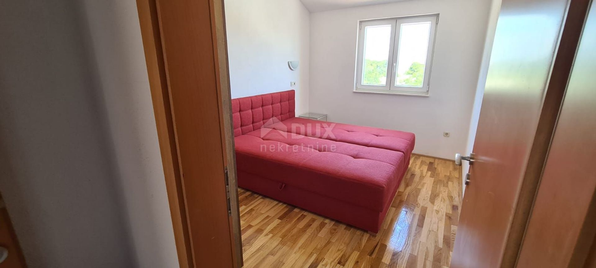 Condominio en Pakoštane, Zadarska županija 10868395