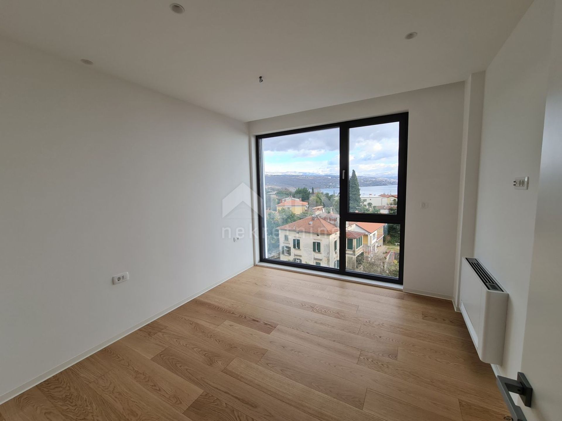 Condominium dans Opatija, Primorje-Gorski Kotar County 10868806