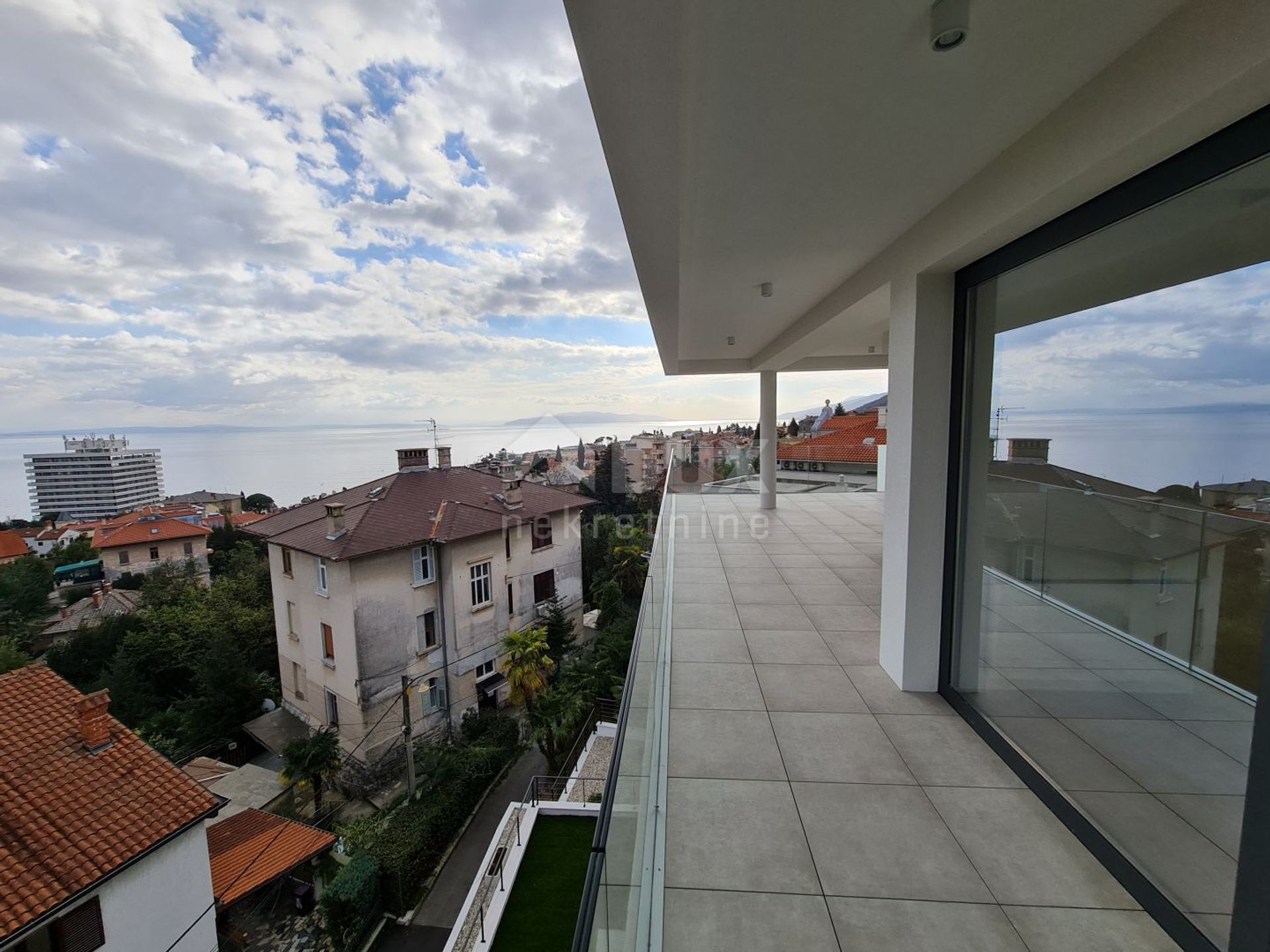 Condominium dans Opatija, Primorje-Gorski Kotar County 10868806