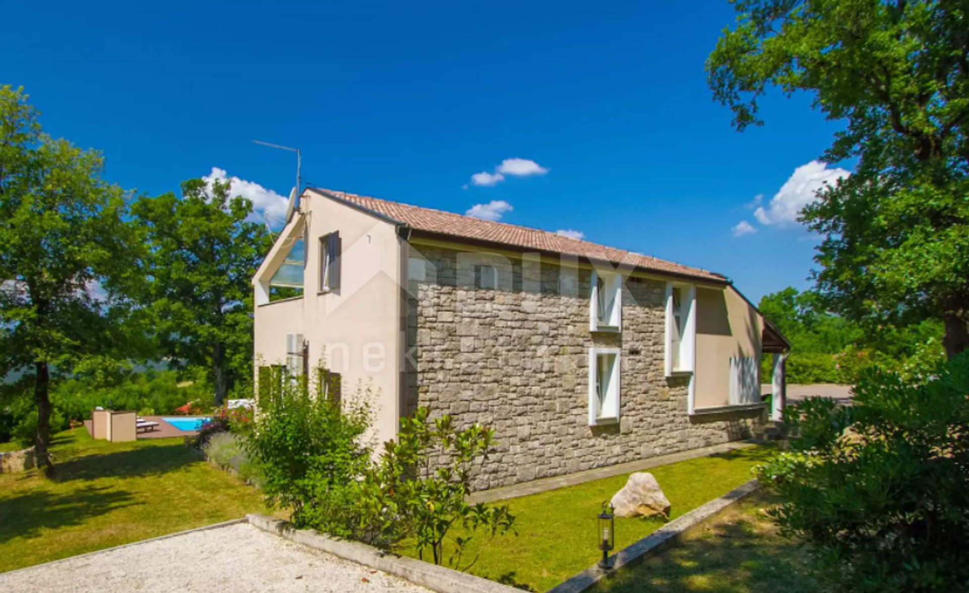 Будинок в Buzet, Istria County 10868857