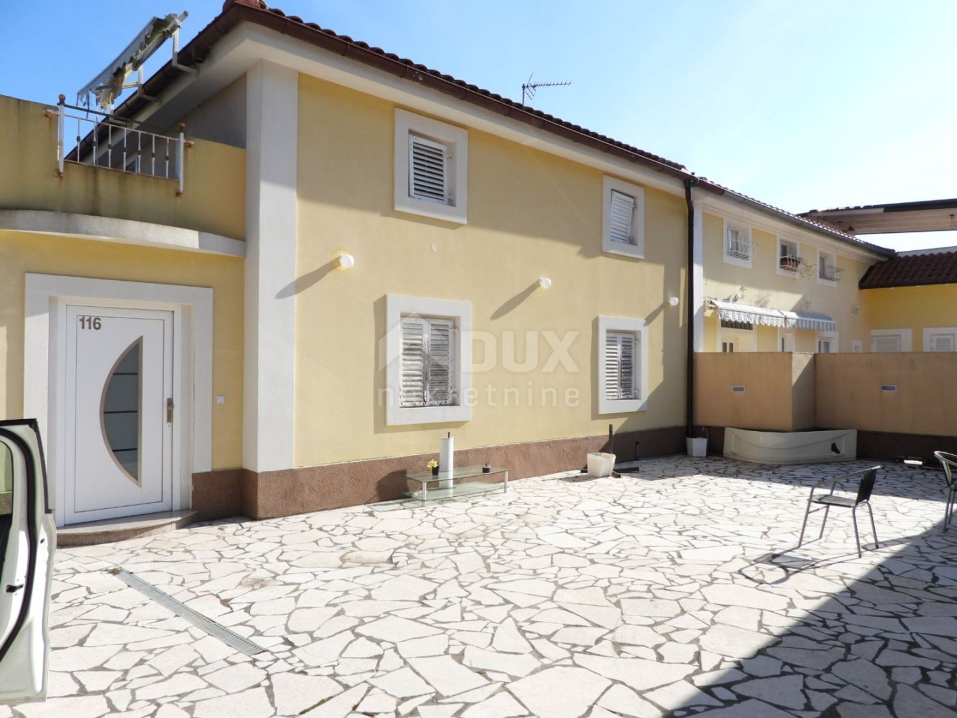 Condominio en Opatija, Primorje-Gorski Kotar County 10869349