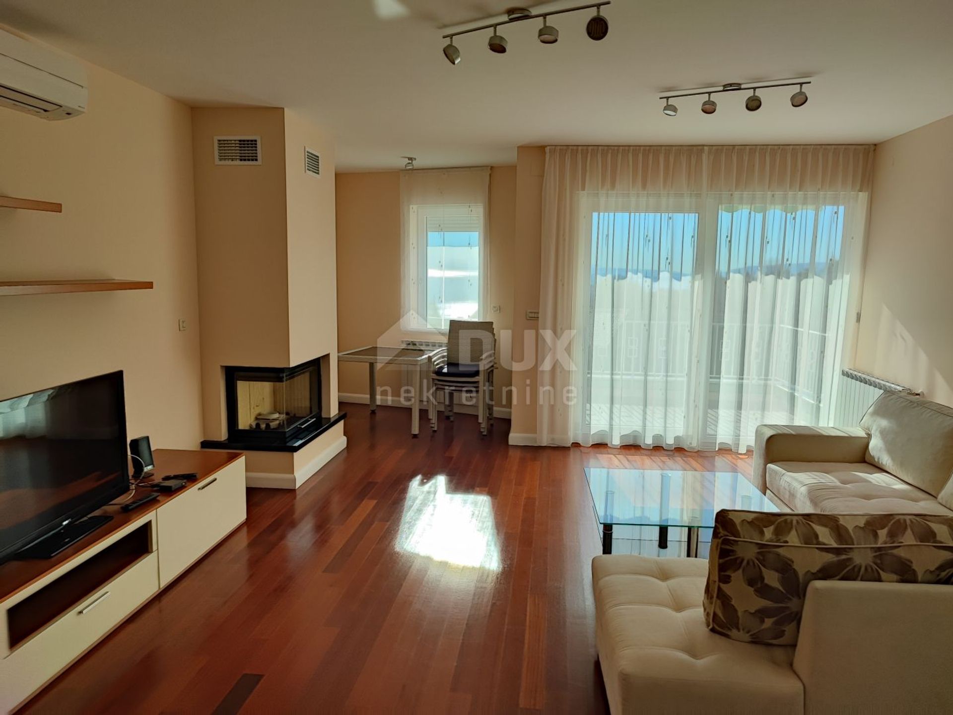 Condominio en icici, Primorsko-Goranska Županija 10869408