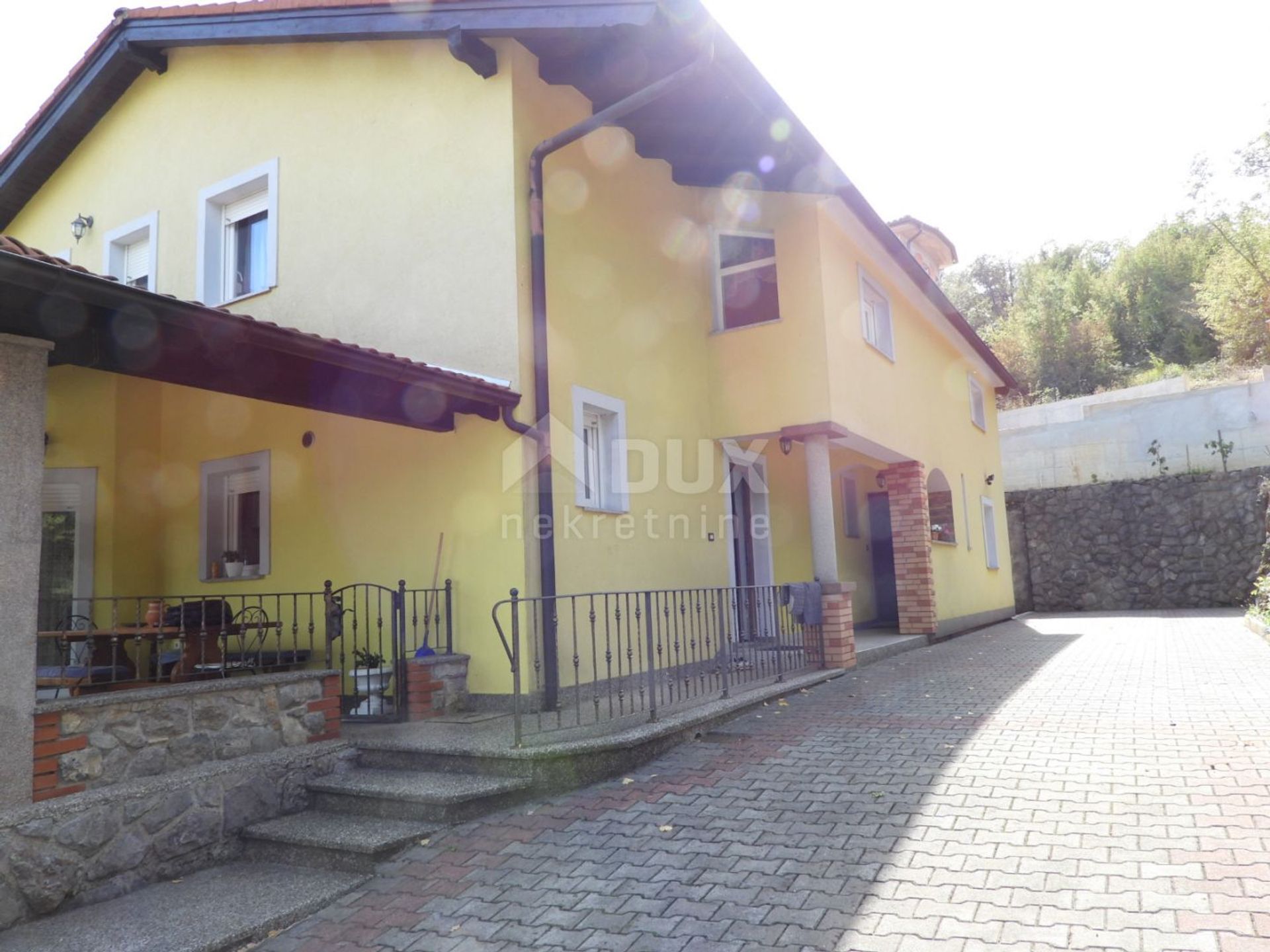 casa en Matulji, Primorsko-Goranska Županija 10870235