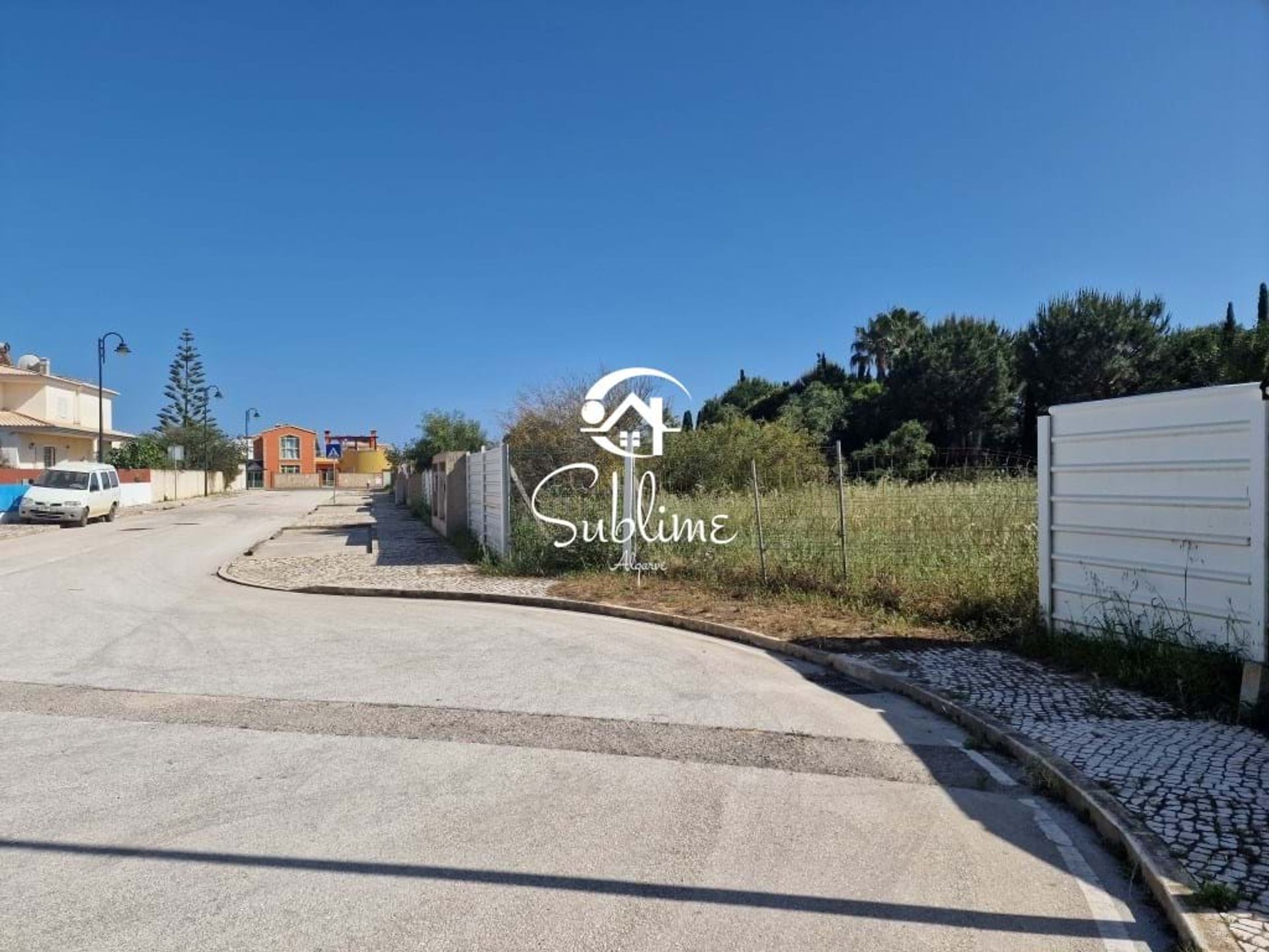 Land in Lagos, Faro 10871078