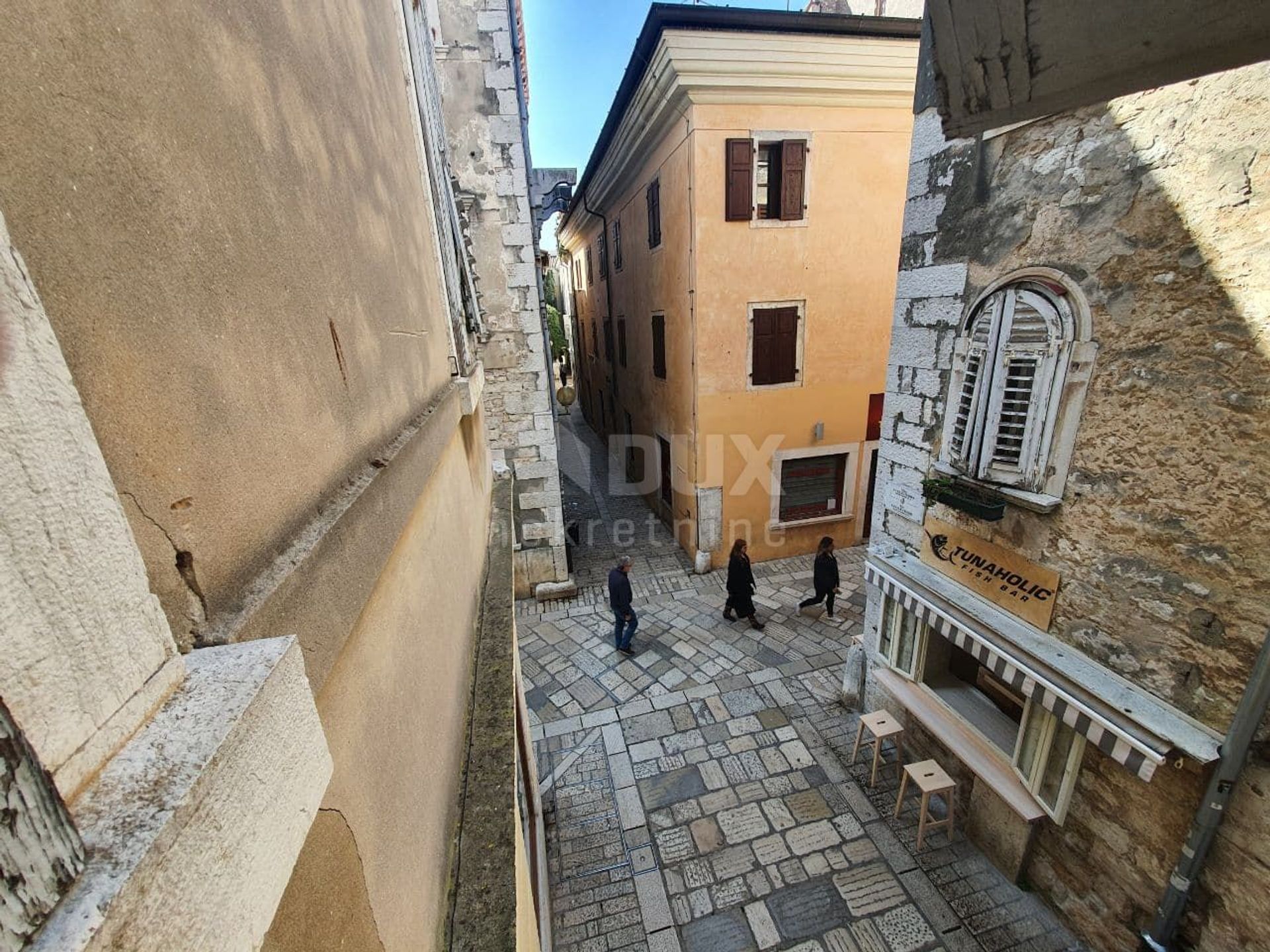 Condominium in Poreč, Istria County 10871084