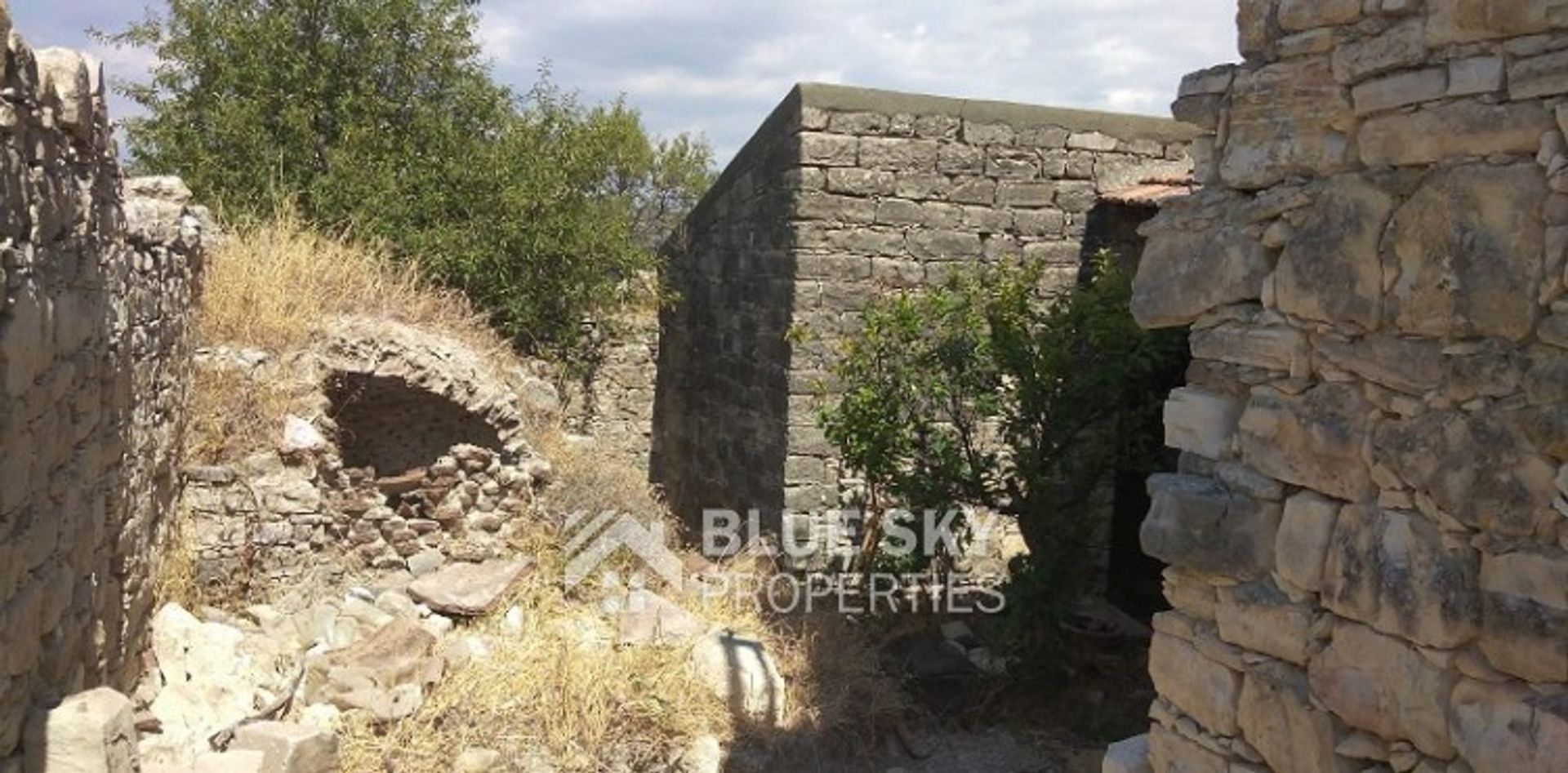 Hus i Soularavia, Lemesos 10871093