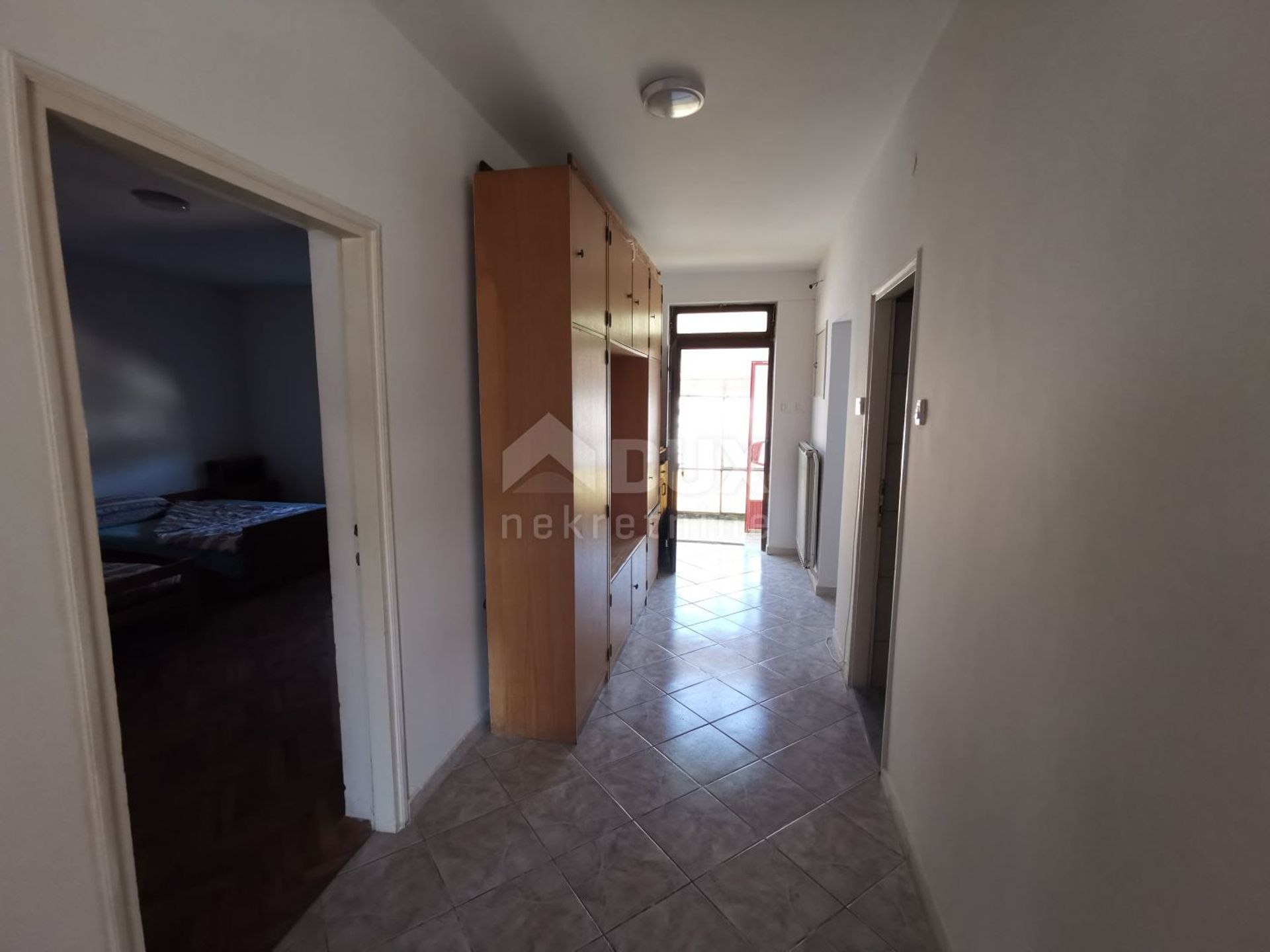 casa en Klana, Primorsko-goranska županija 10871099