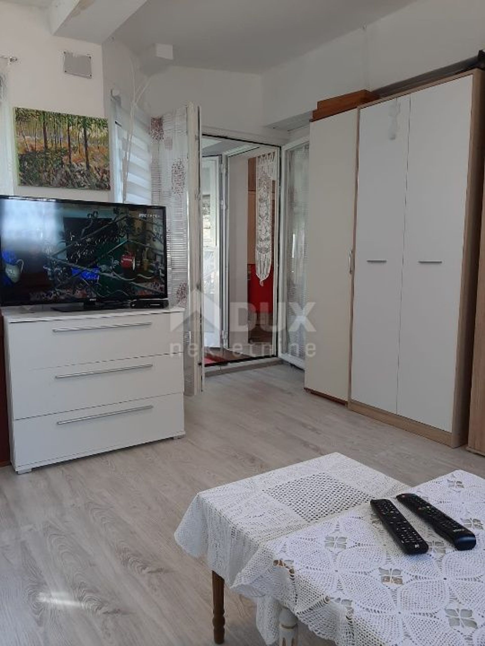 Osakehuoneisto sisään Mali Losinj, Primorje-Gorski Kotar County 10871242