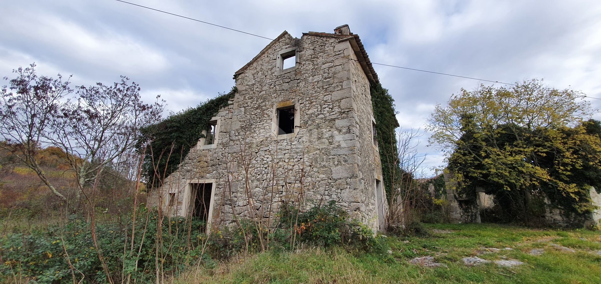 나라 에 Grožnjan, Istria County 10871962