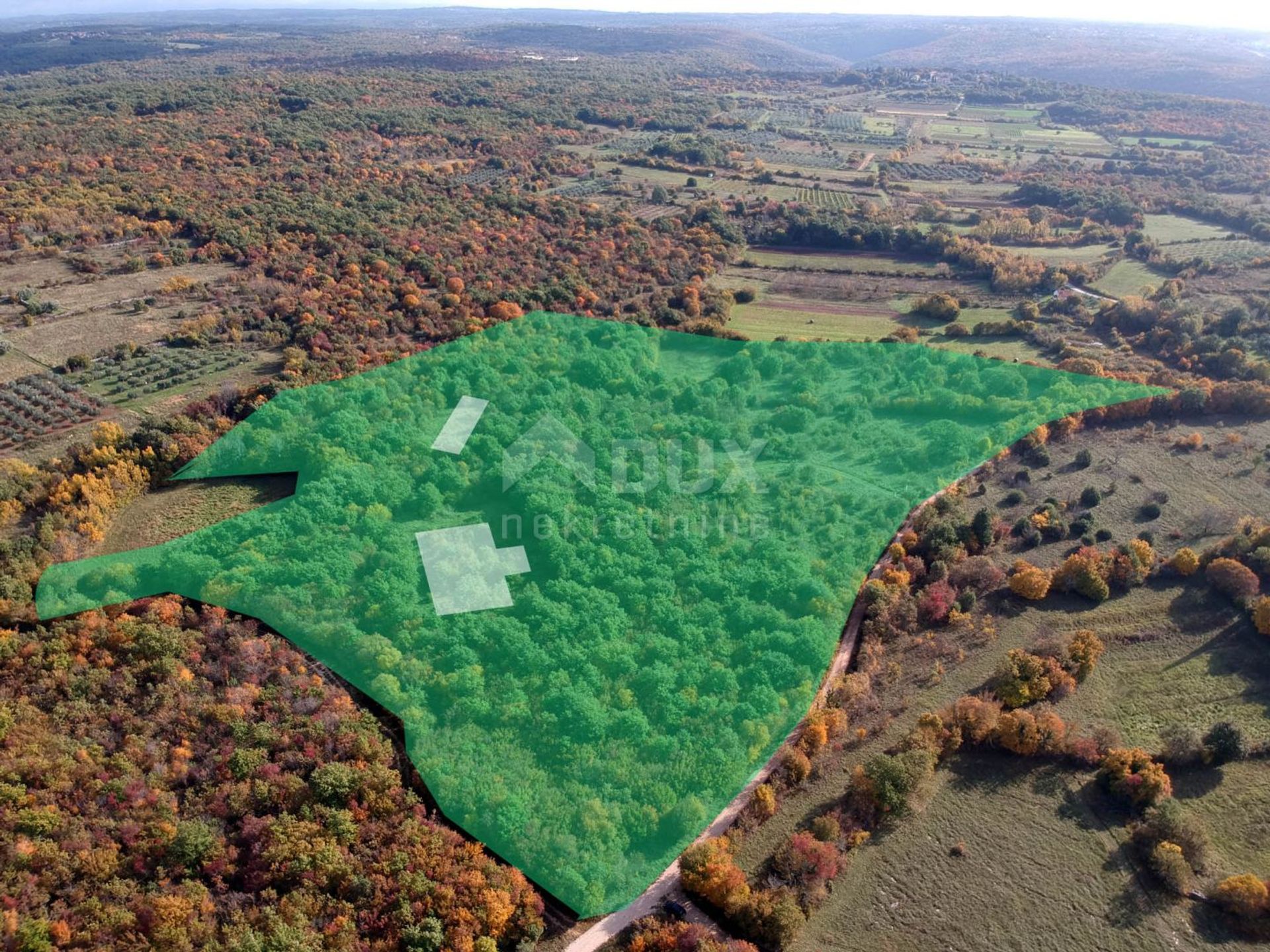 Land in Kanfanar, Istarska Zupanija 10872216