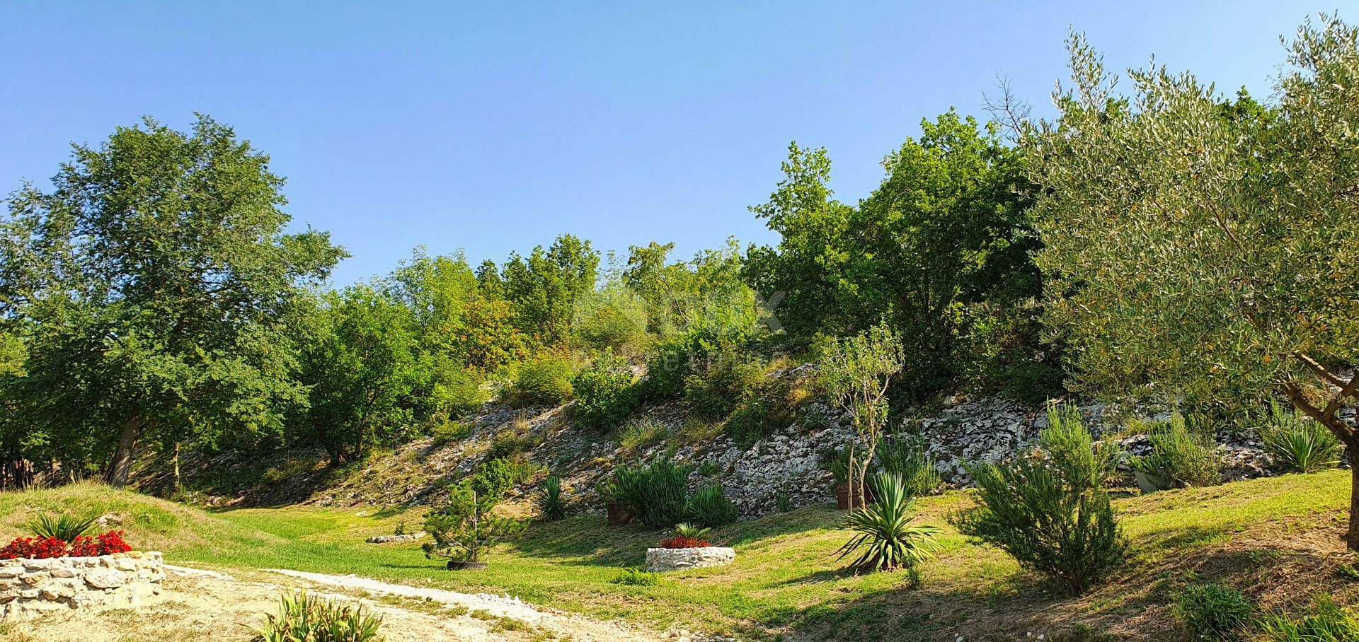 Tanah dalam Šušnjevica, Istria County 10872542