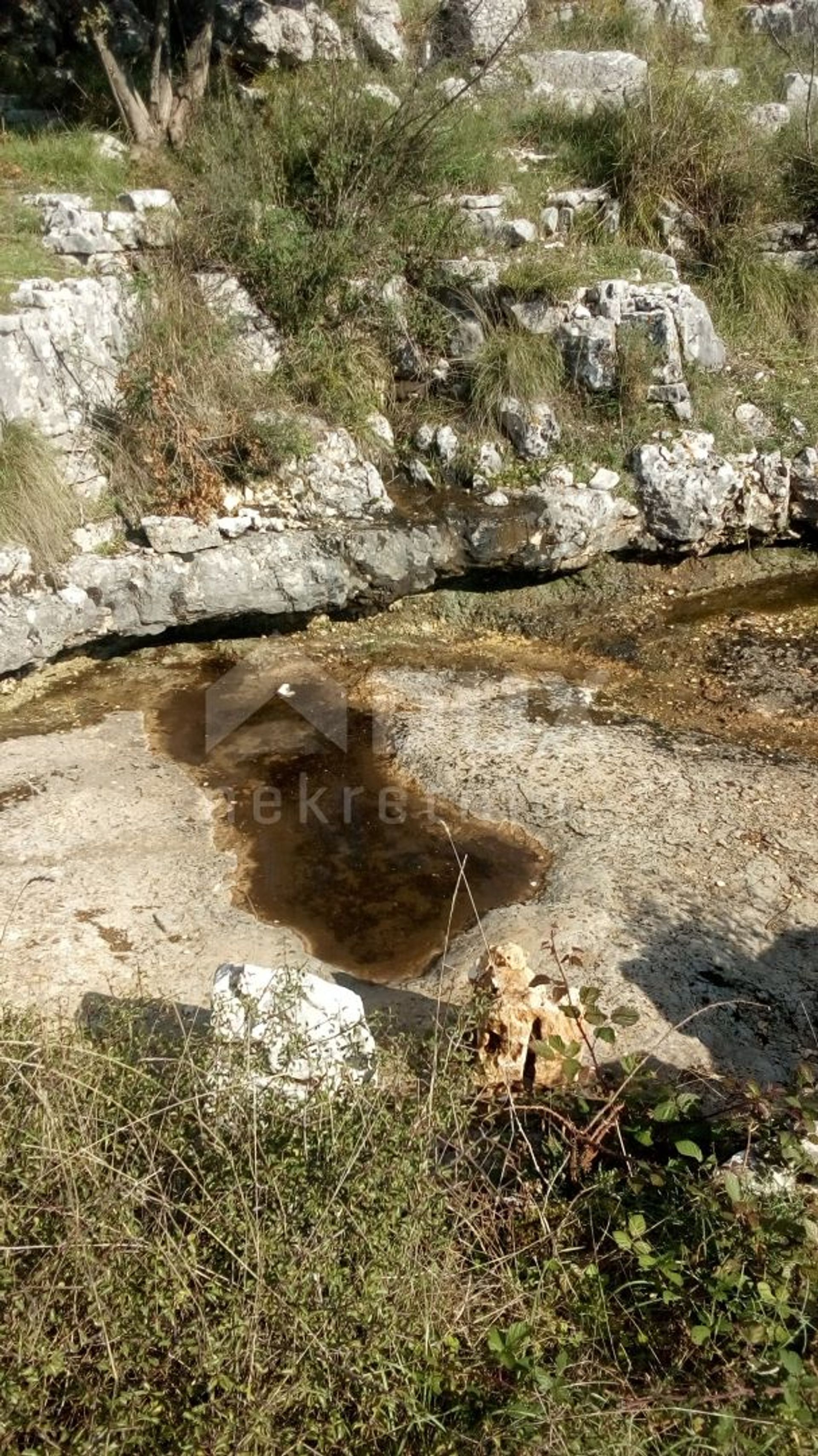 Maa sisään Kanfanar, Istria County 10872664