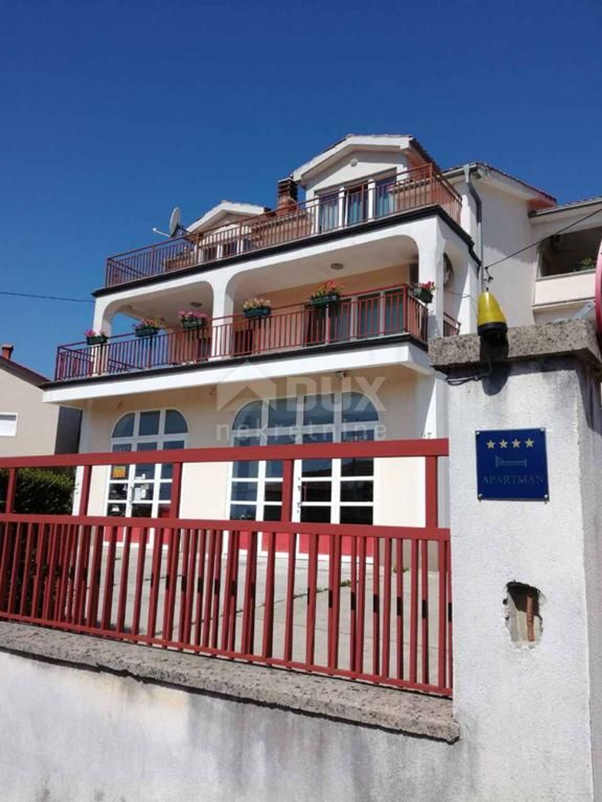 casa en Drenova, Primorsko-Goranska Zupanija 10872666