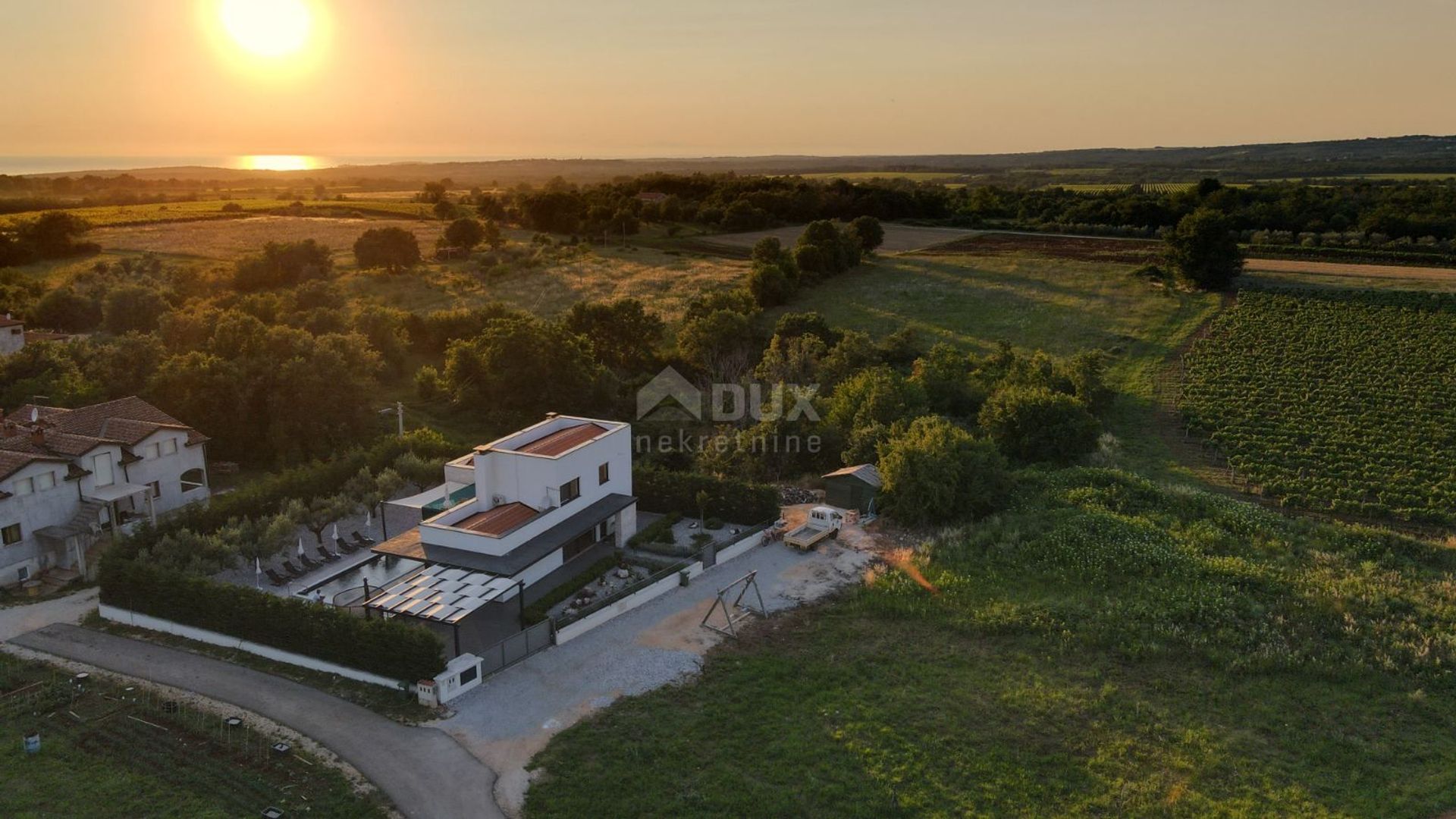 casa en Višnjan, Istria County 10872707