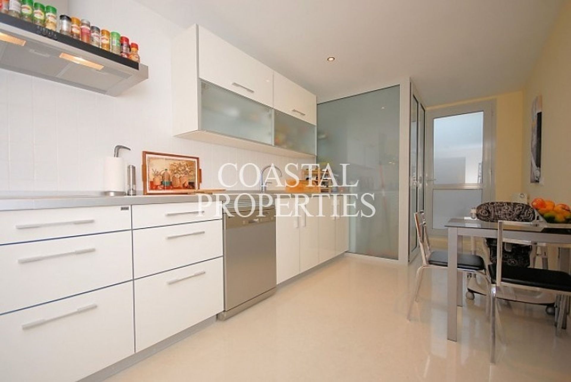 Condominio en Calvià, Islas Baleares 10872843