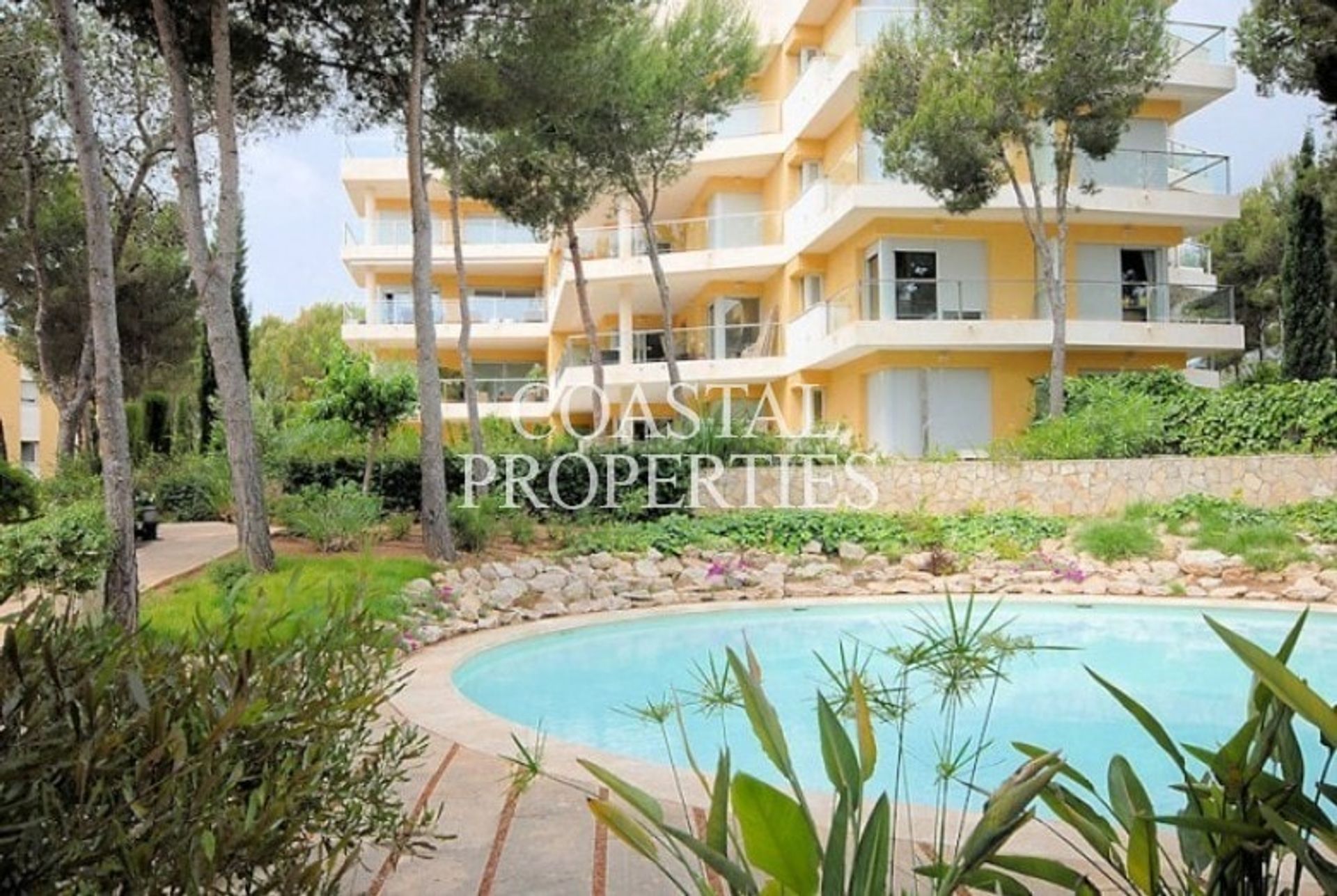 Condominium in Calvia, De Balearen 10872887