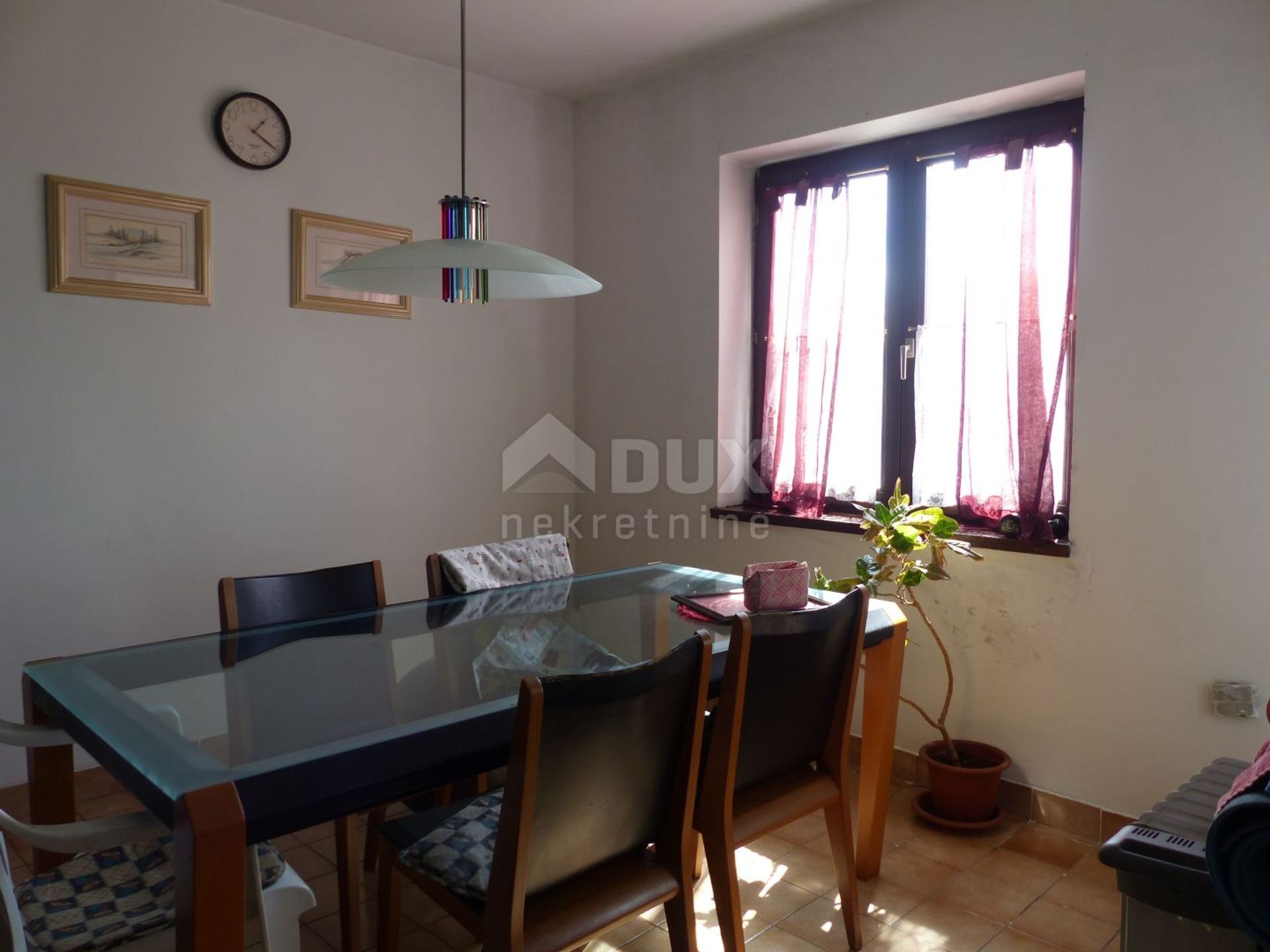 Condominium in Turan, Primorsko-Goranska Zupanija 10873395