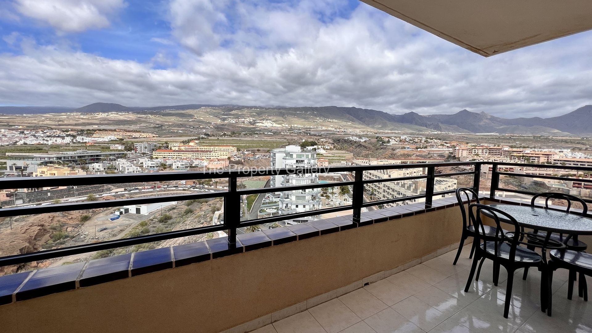 Condominium in Adeje, Canarias 10873687