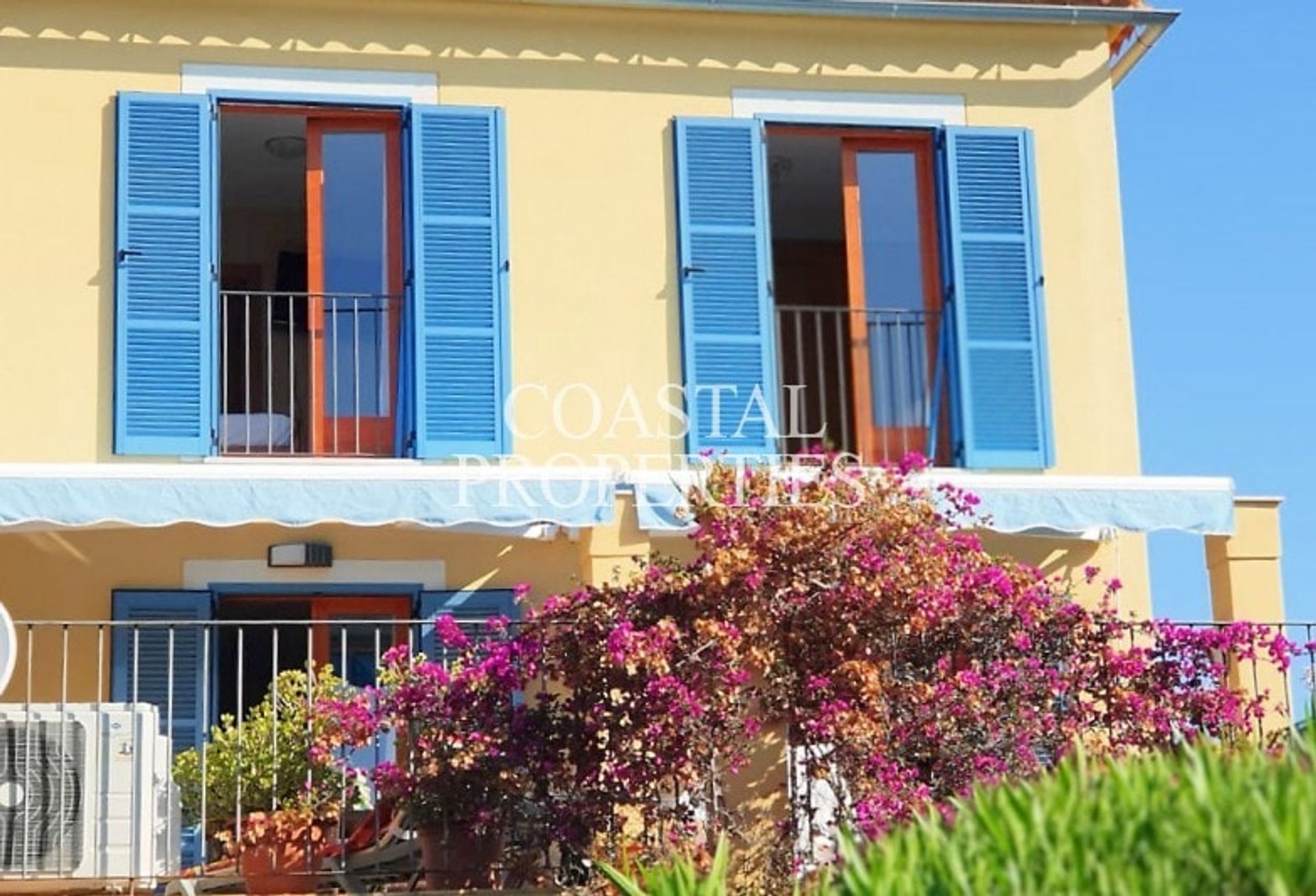 Condominium dans Porto-Cristo, les Îles Baléares 10873729