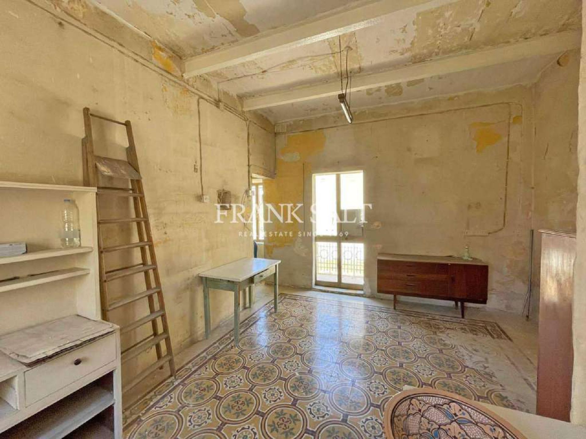 عمارات في حمرون, حمرون 10873777